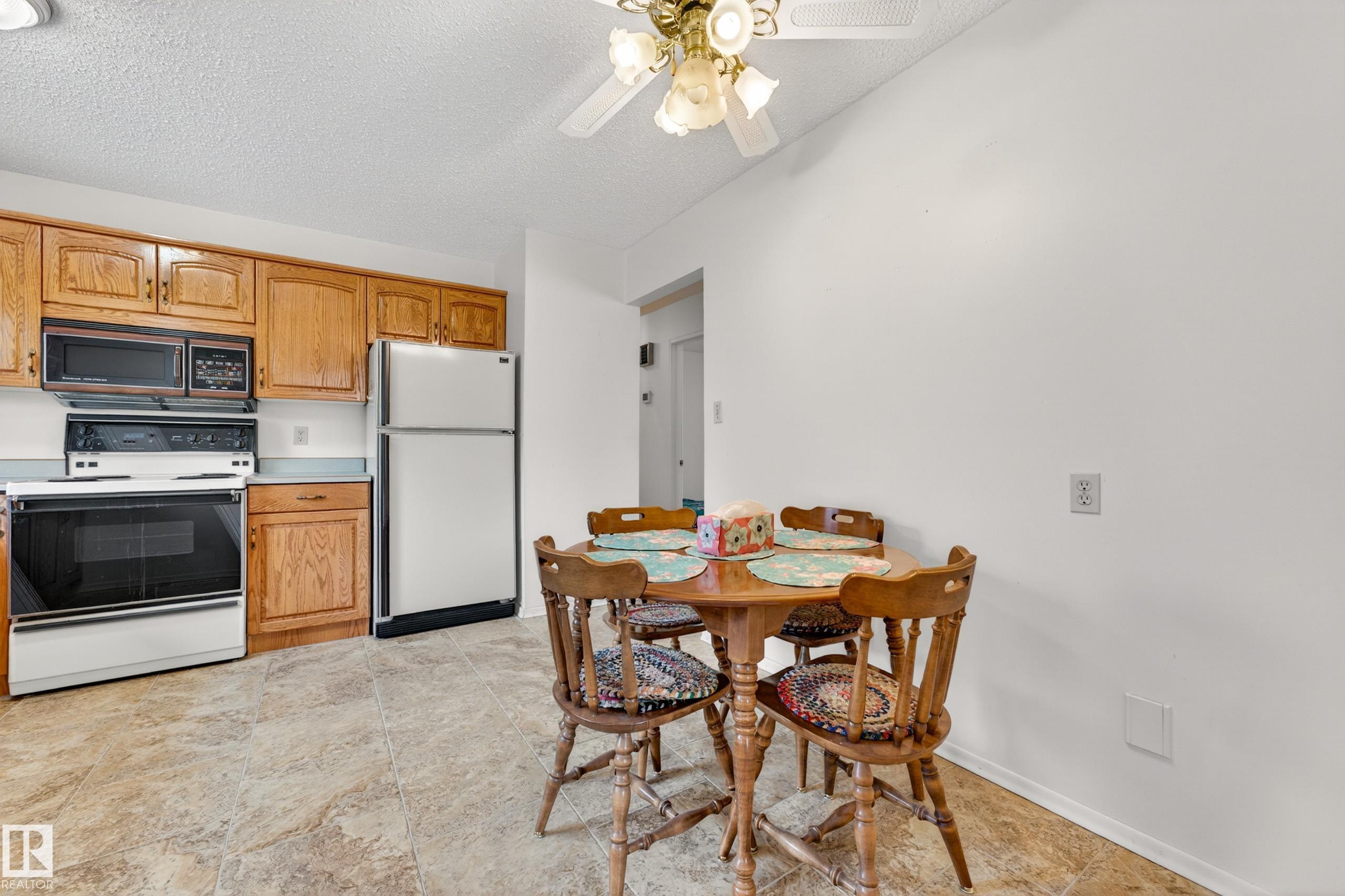 Photo 23 at 11903 138 Avenue NW, Carlisle, Edmonton