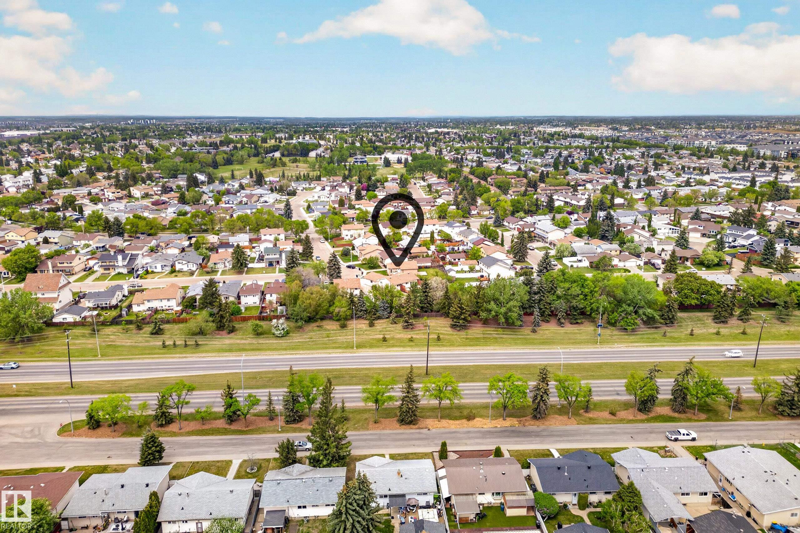 Photo 6 at 11903 138 Avenue NW, Carlisle, Edmonton