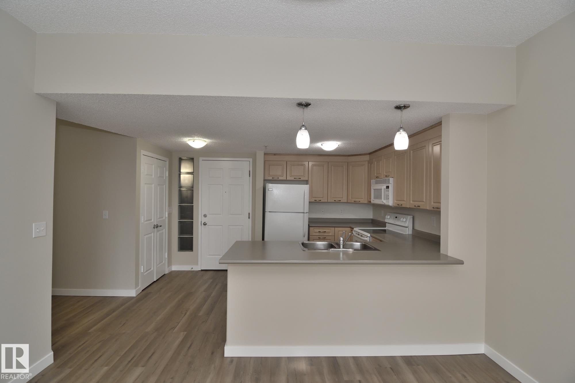 Photo 16 at 203 - 6220 134 Avenue NW, Belvedere, Edmonton