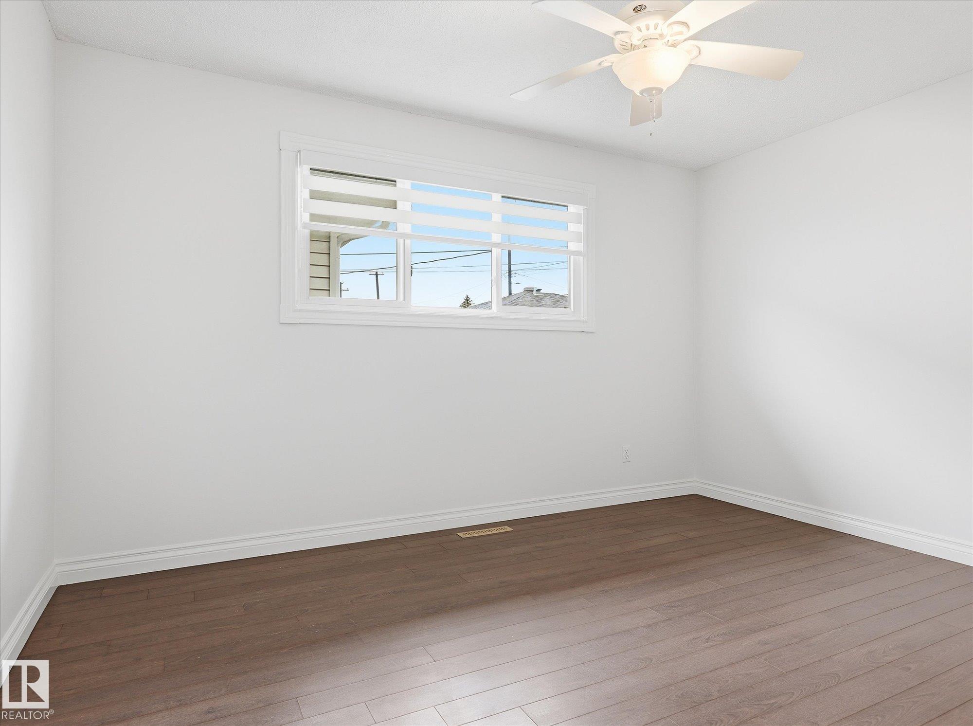Photo 21 at 13316 136 Avenue NW, Wellington, Edmonton