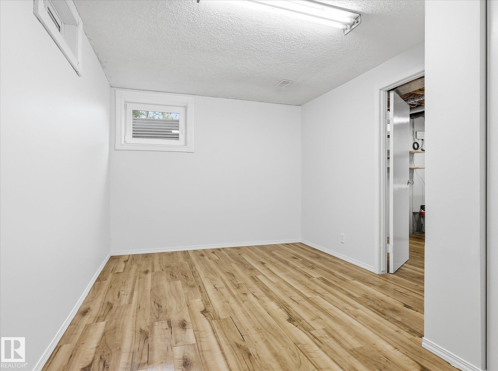 Photo 30 at 13316 136 Avenue NW, Wellington, Edmonton