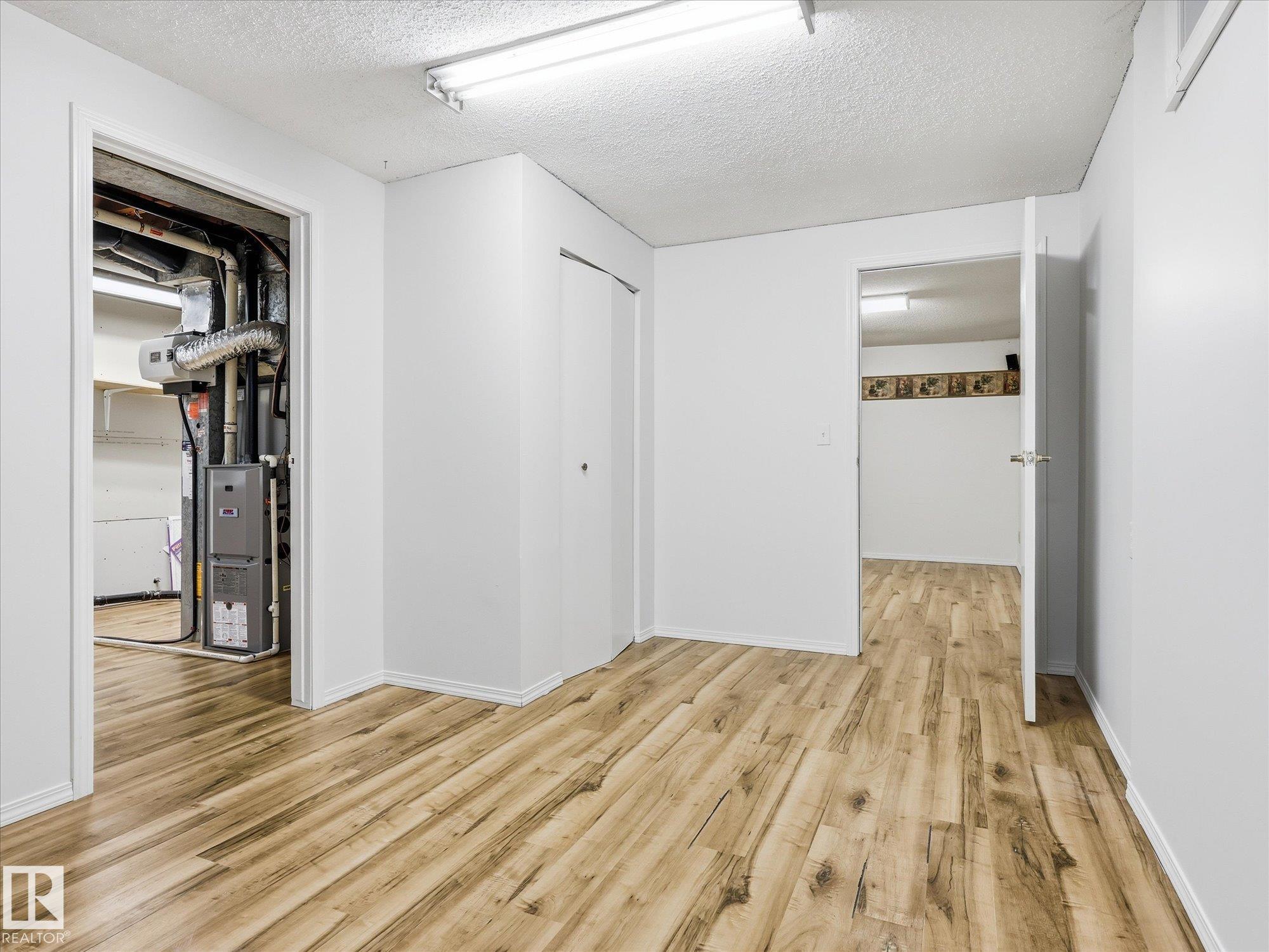 Photo 31 at 13316 136 Avenue NW, Wellington, Edmonton
