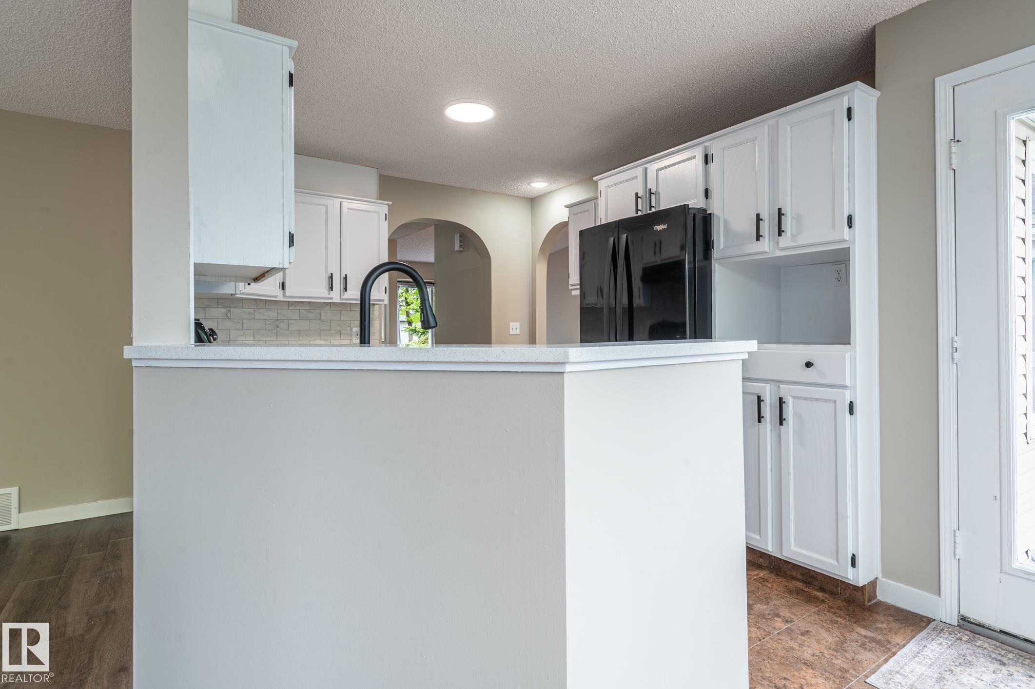 Photo 20 at 16811 91 Street NW, Klarvatten, Edmonton