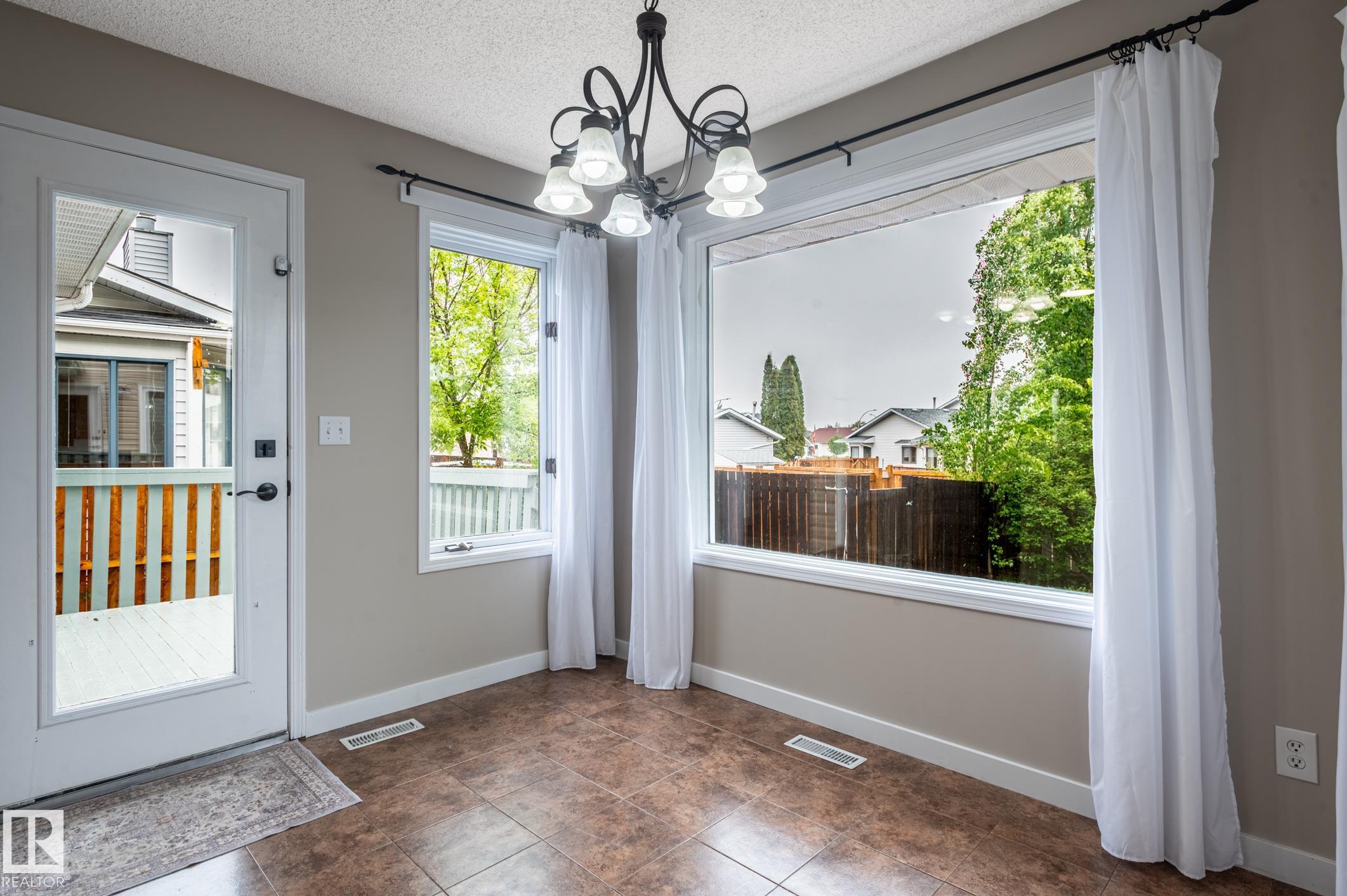 Photo 21 at 16811 91 Street NW, Klarvatten, Edmonton