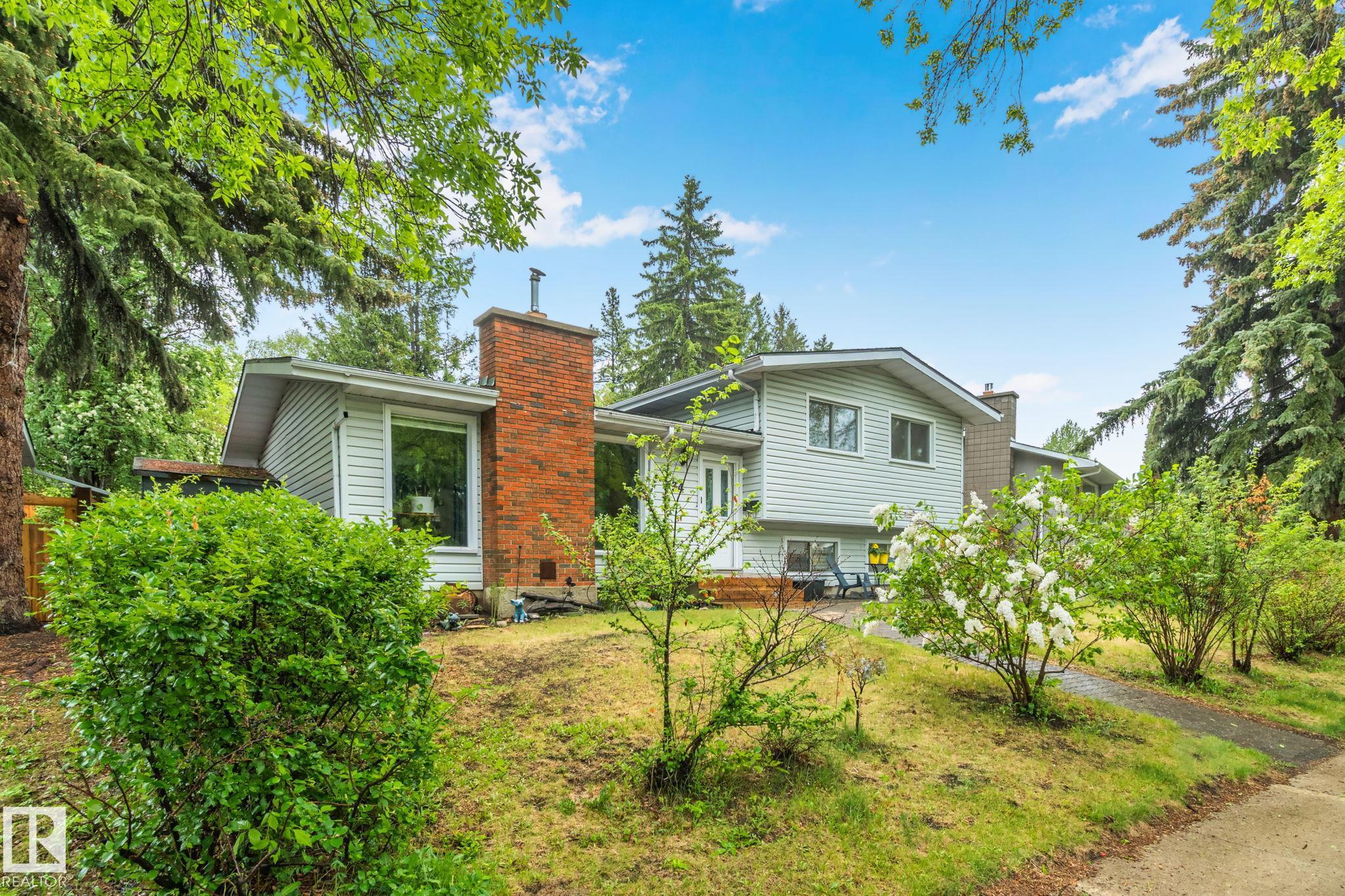 34 Beacon Crescent, Braeside, St. Albert