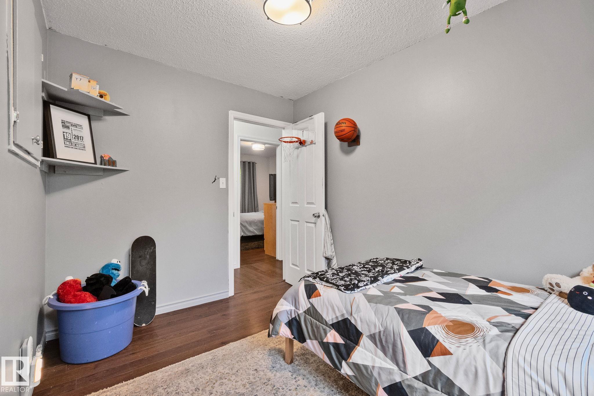 Photo 28 at 34 Beacon Crescent, Braeside, St. Albert
