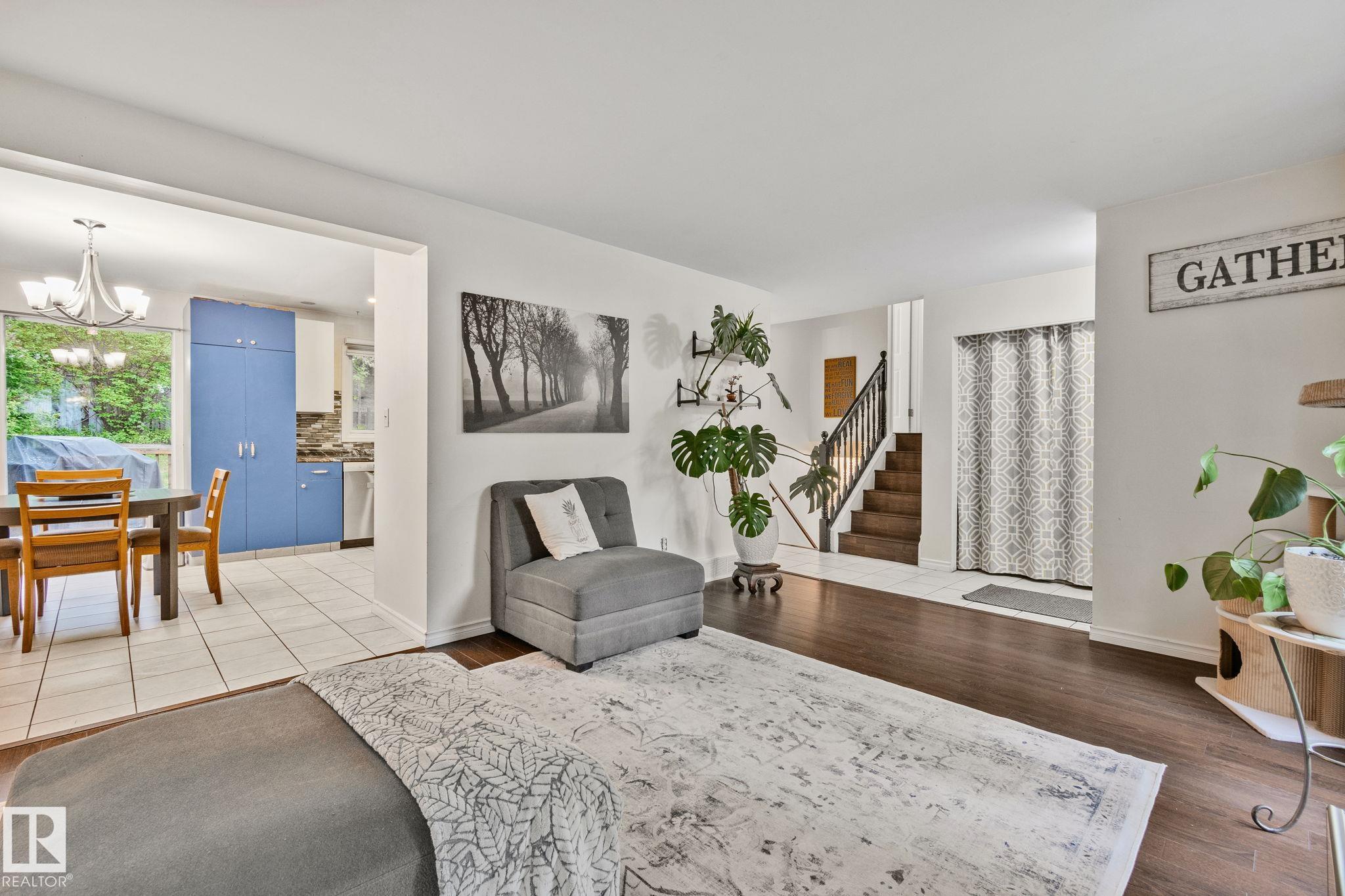 34 Beacon Crescent, Braeside, St. Albert