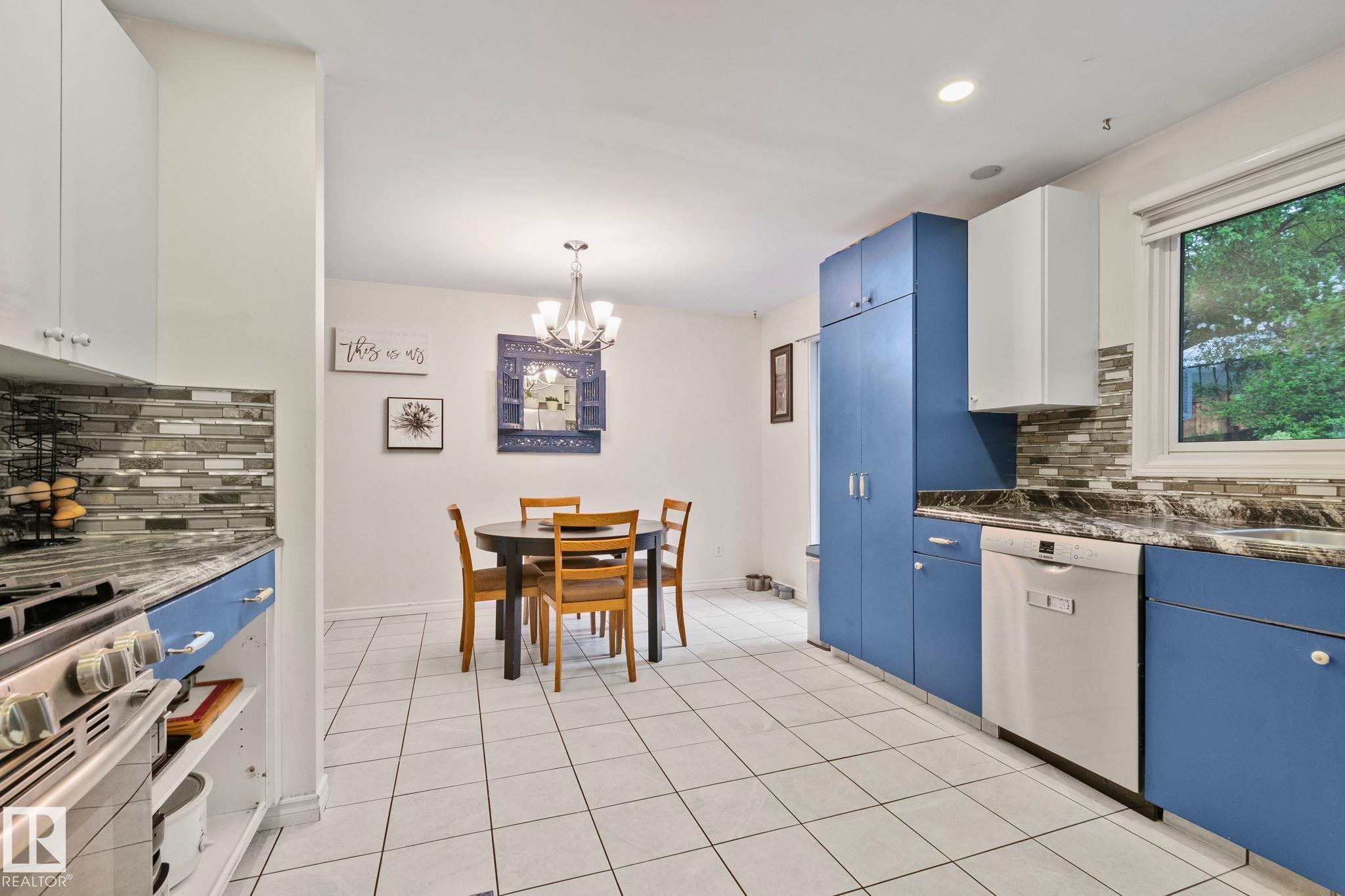 Photo 7 at 34 Beacon Crescent, Braeside, St. Albert