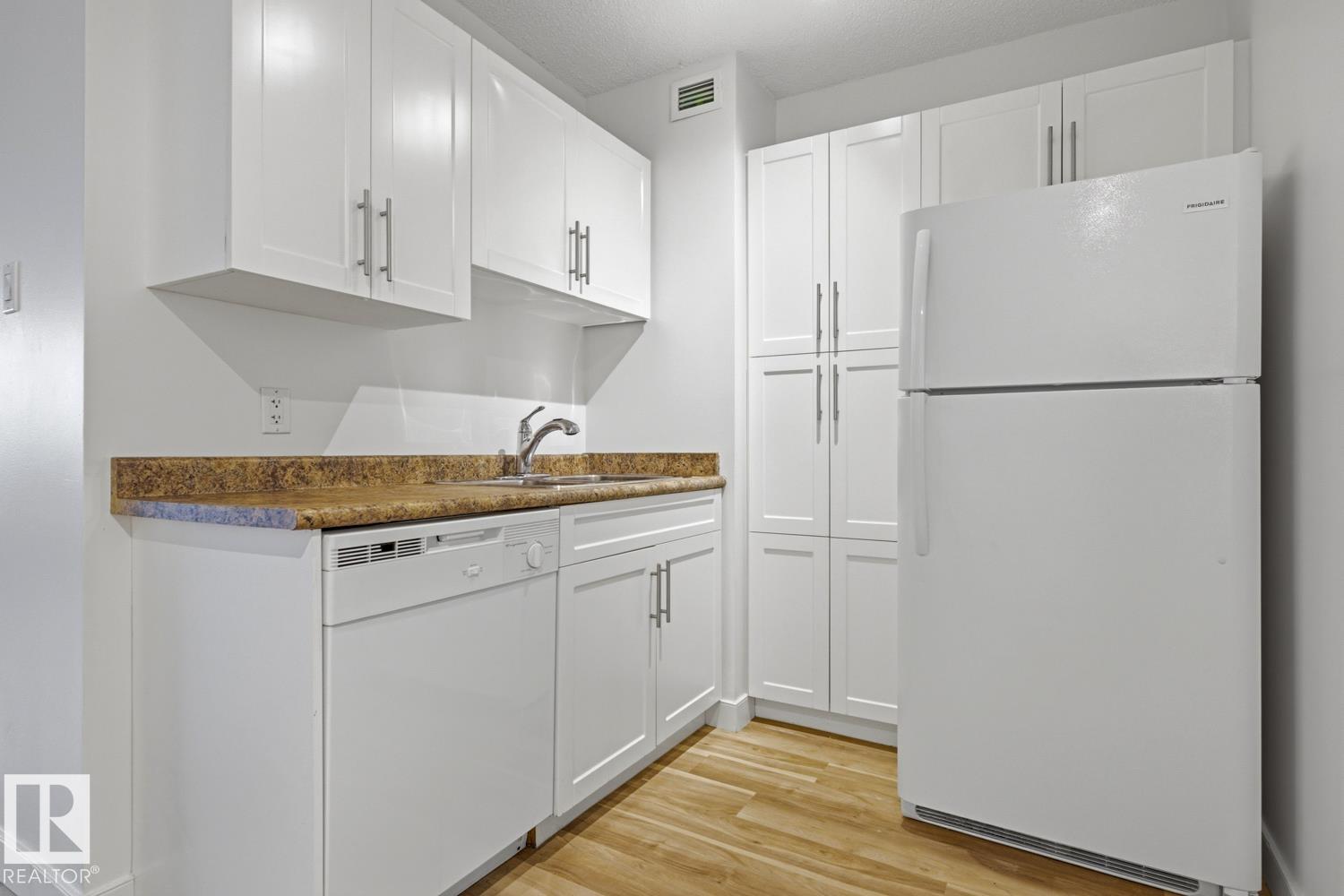 703 - 9710 105 Street NW, Downtown, Edmonton