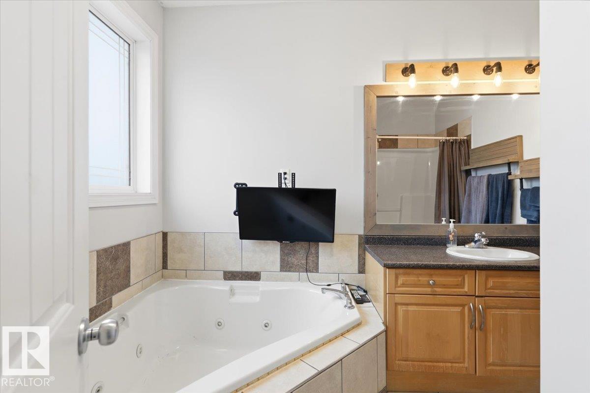 Photo 31 at 100 Anise Close, Deer Valley, Leduc
