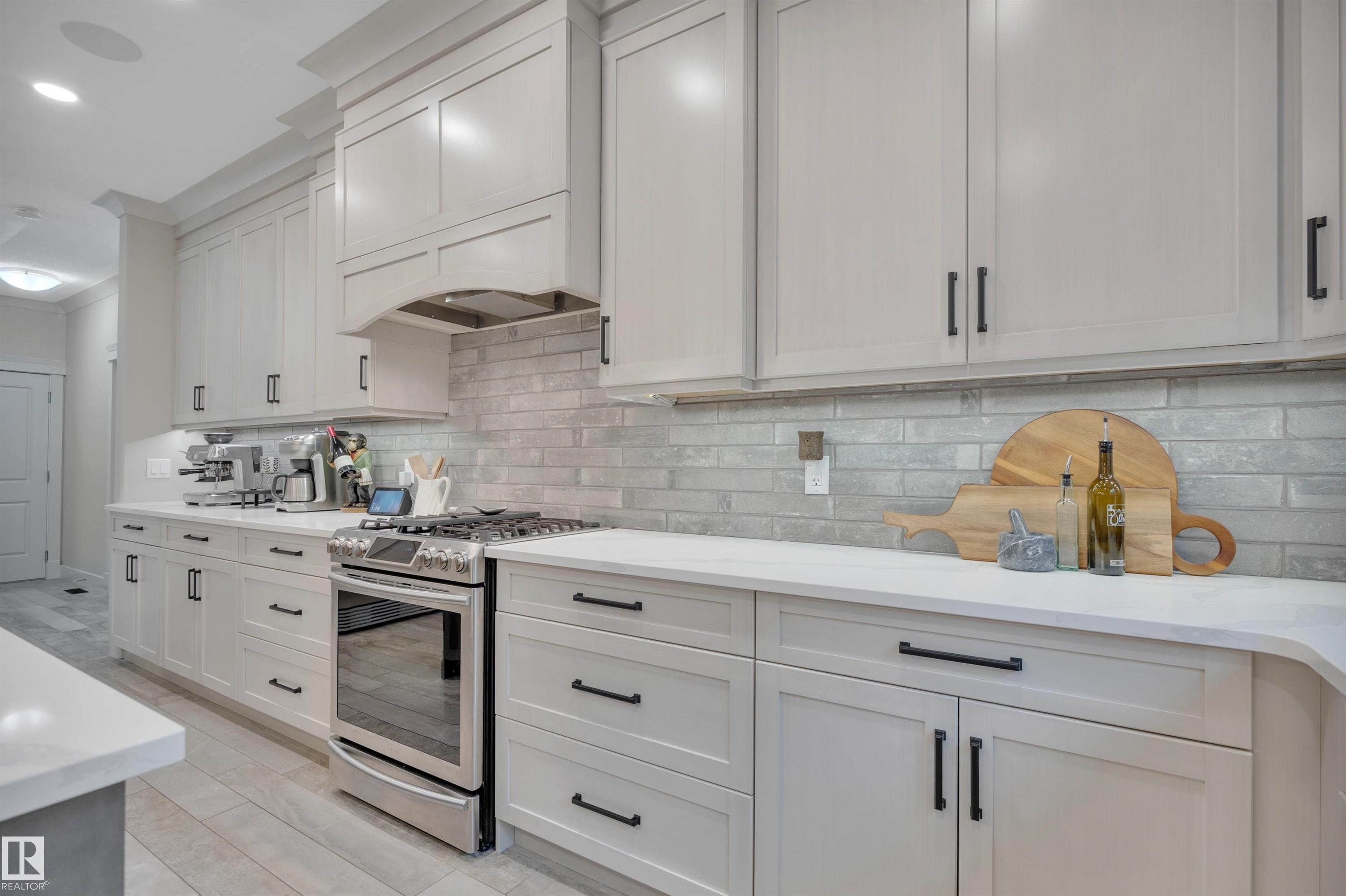 Photo 12 at 17 Dillworth Crescent, Deer Park, Spruce Grove