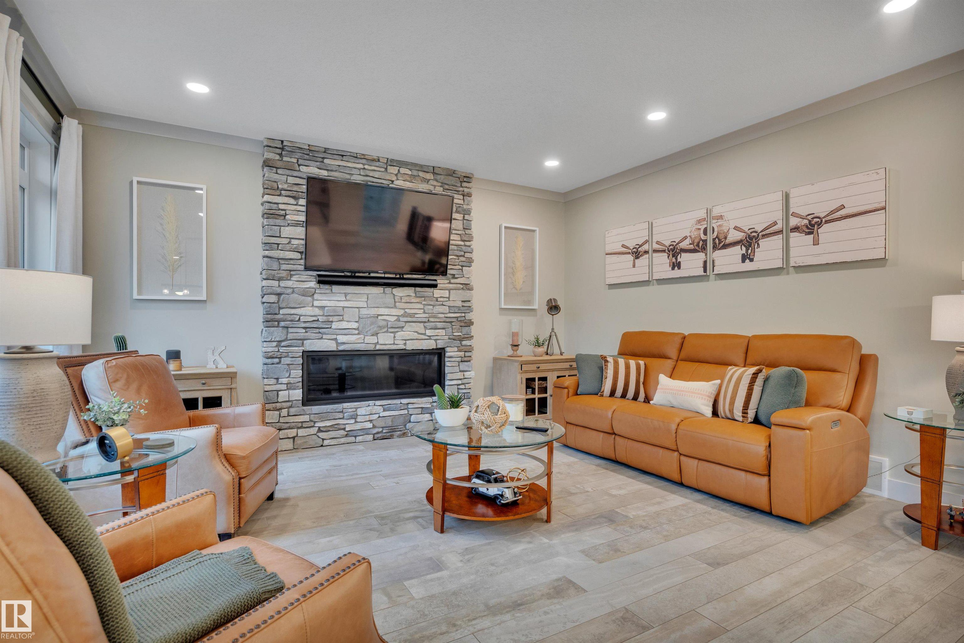 Photo 23 at 17 Dillworth Crescent, Deer Park, Spruce Grove
