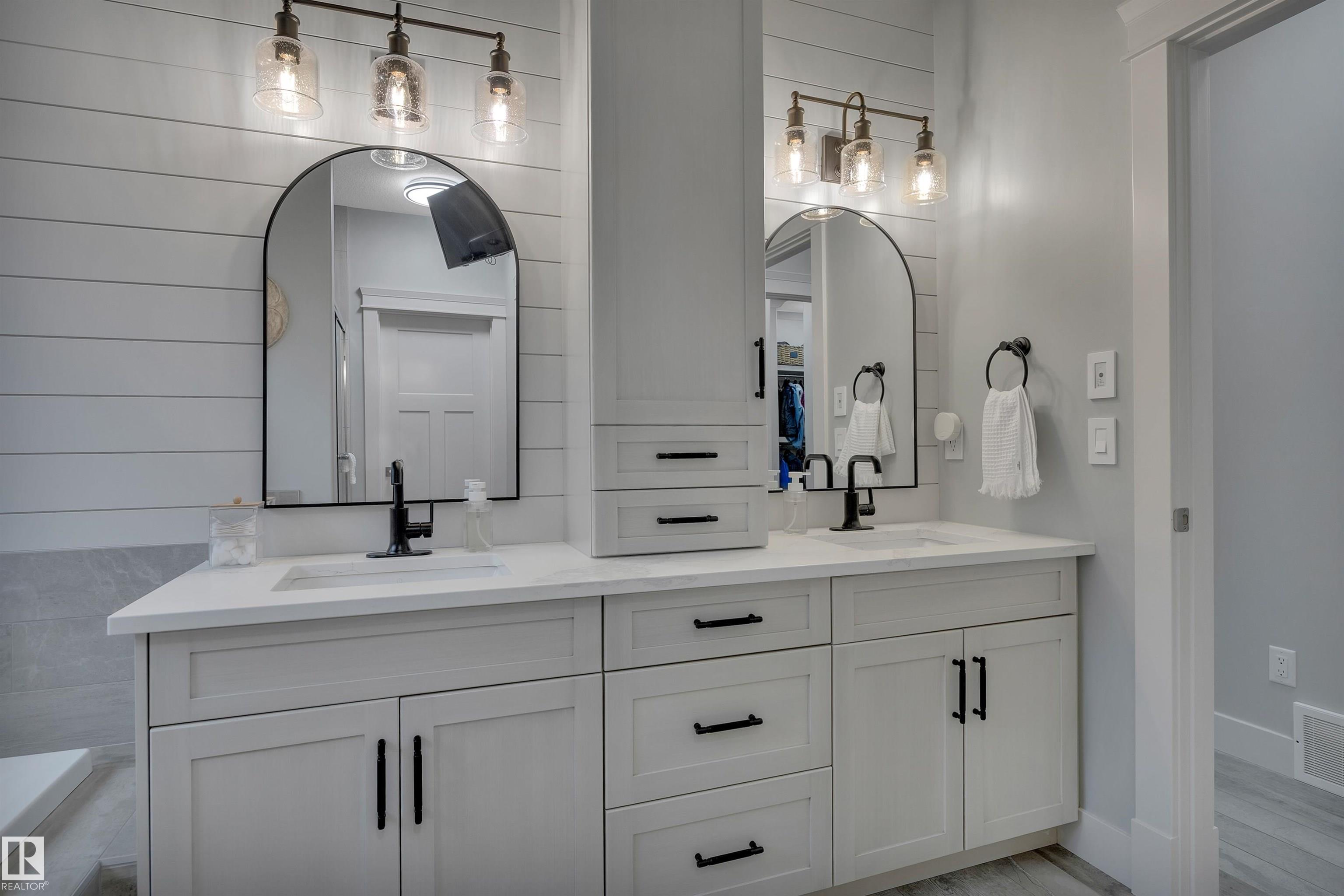 Photo 36 at 17 Dillworth Crescent, Deer Park, Spruce Grove