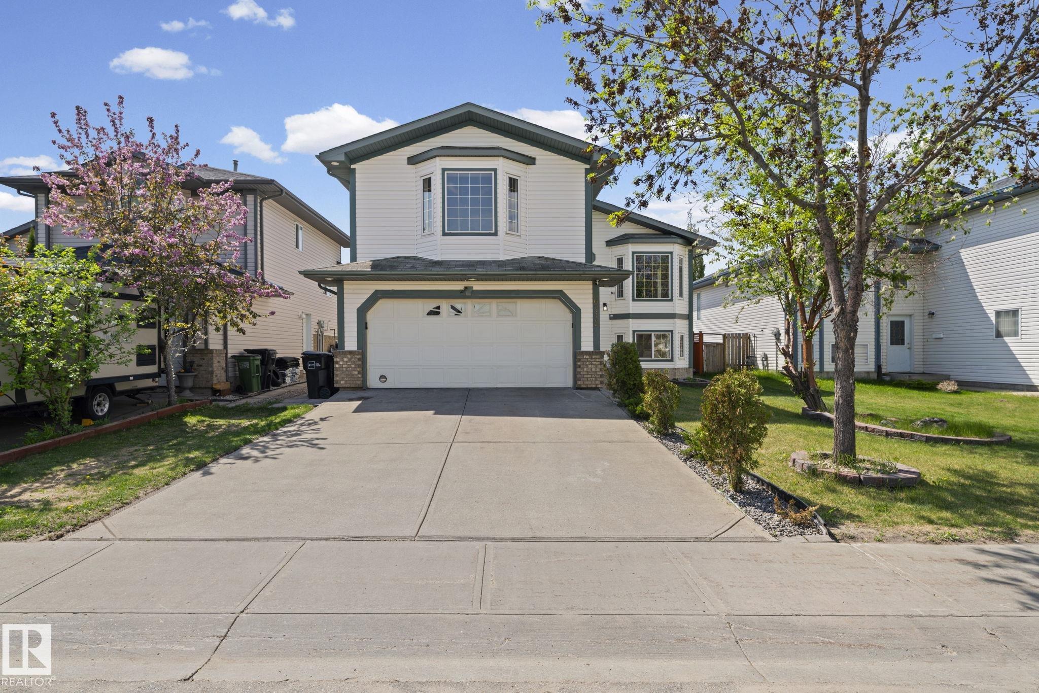 6715 165 Avenue NW, Ozerna, Edmonton