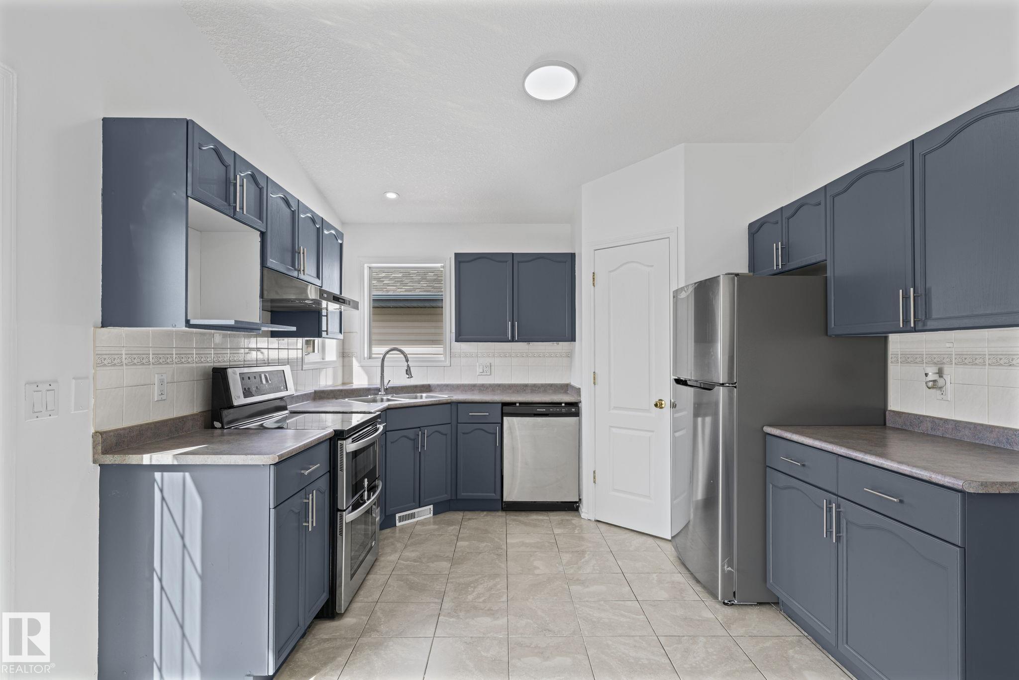 Photo 13 at 6715 165 Avenue NW, Ozerna, Edmonton