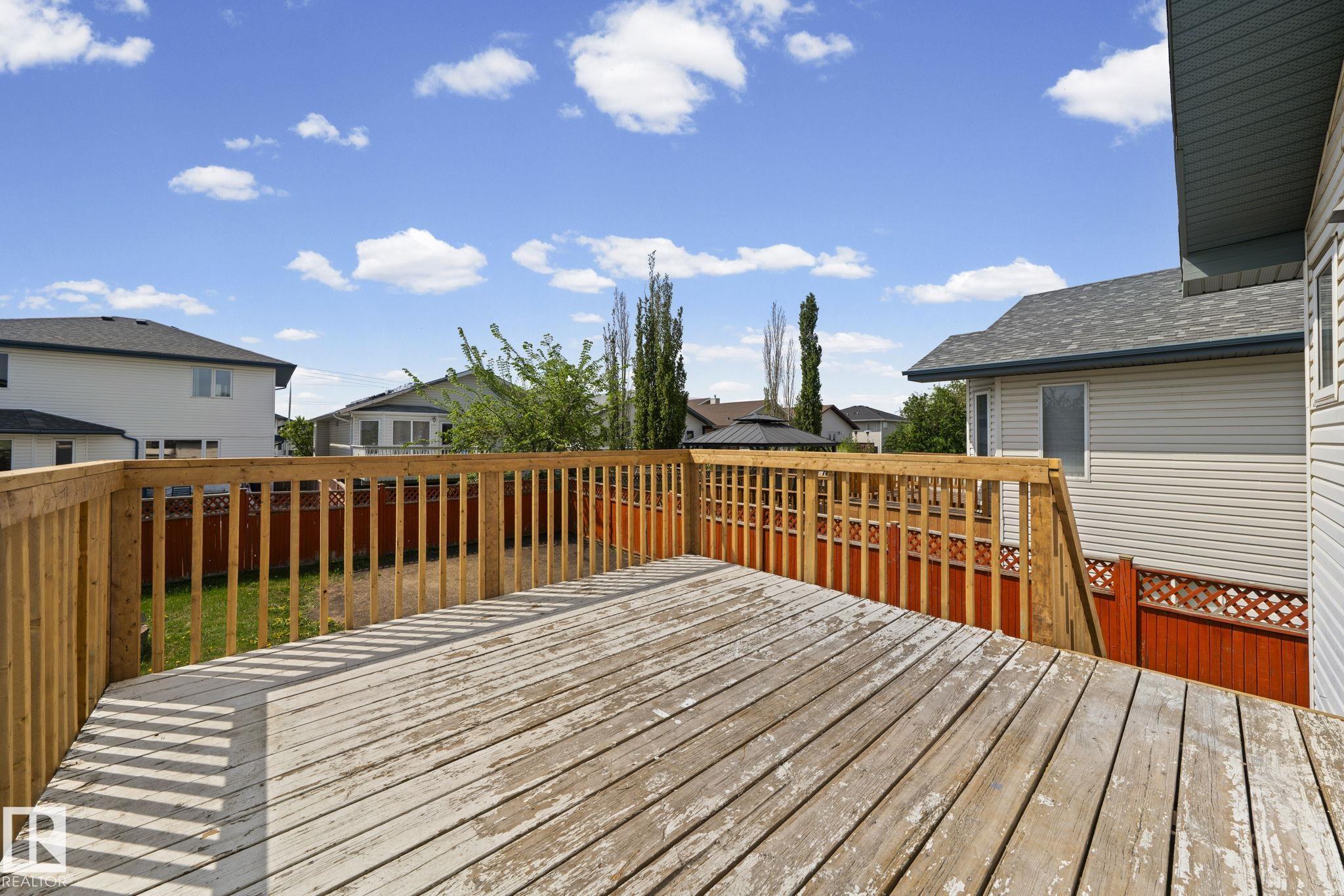 Photo 22 at 6715 165 Avenue NW, Ozerna, Edmonton