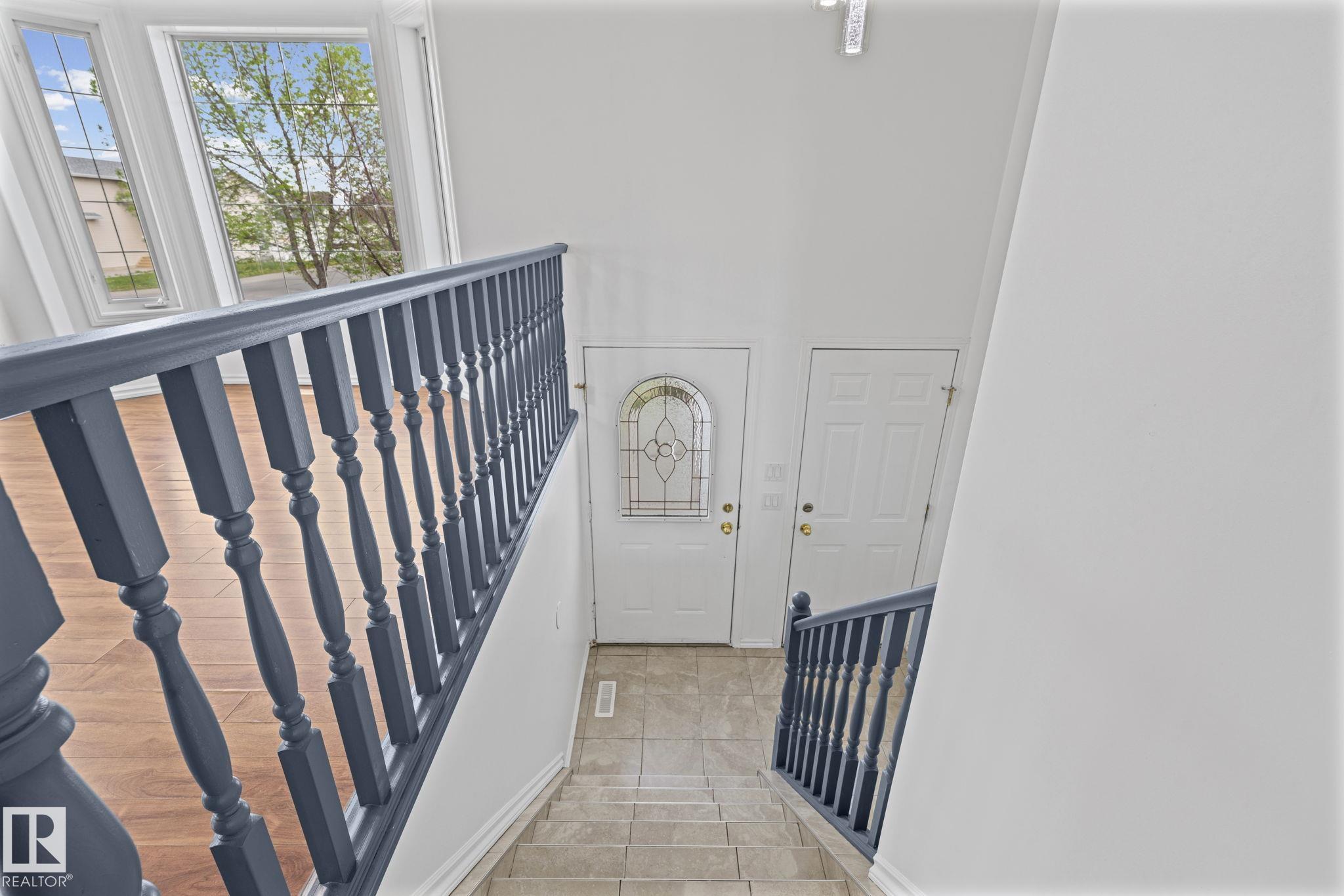 Photo 7 at 6715 165 Avenue NW, Ozerna, Edmonton