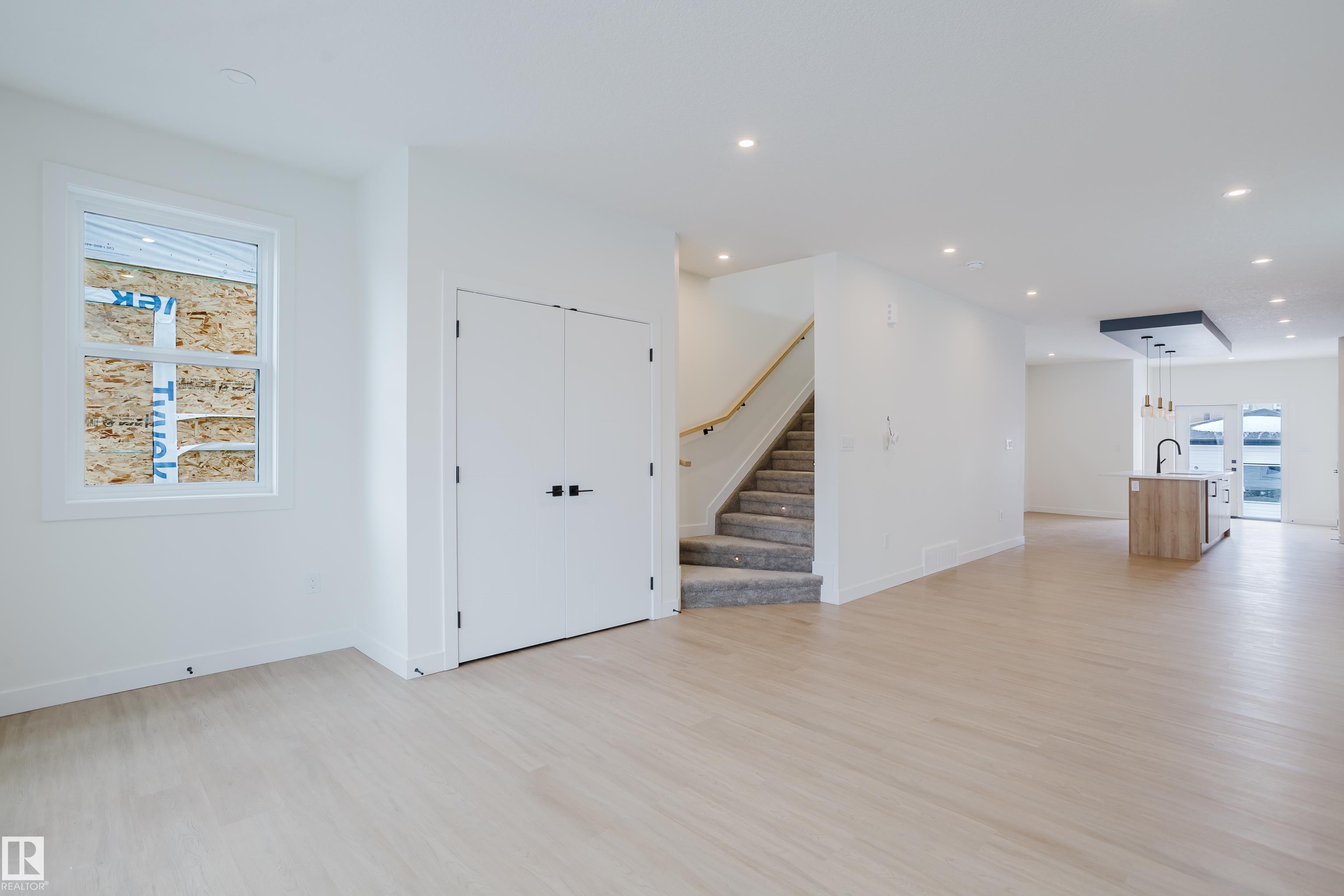 Photo 16 at 9709 157 Street NW, Glenwood, Edmonton