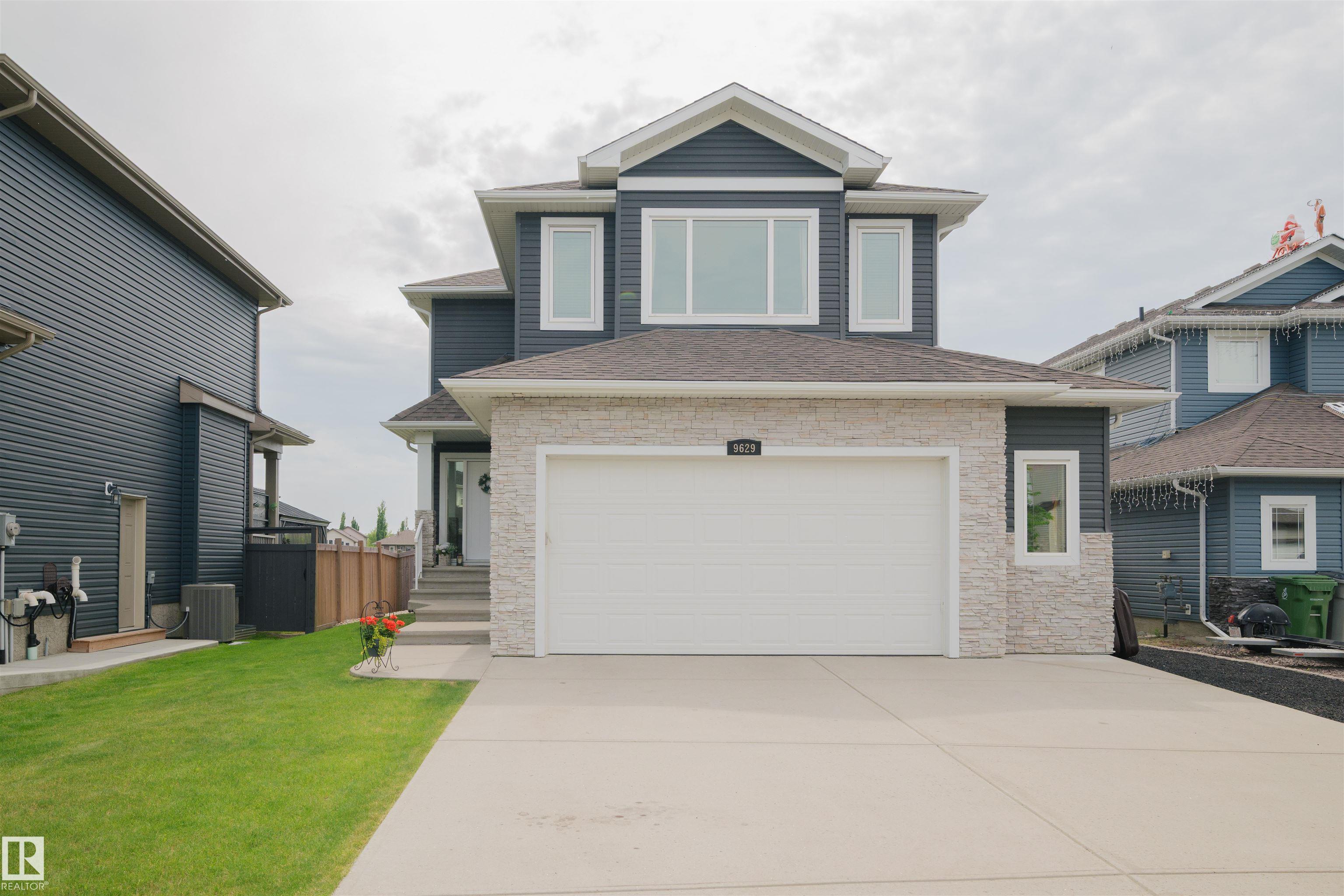 9629 106 Avenue, Morinville