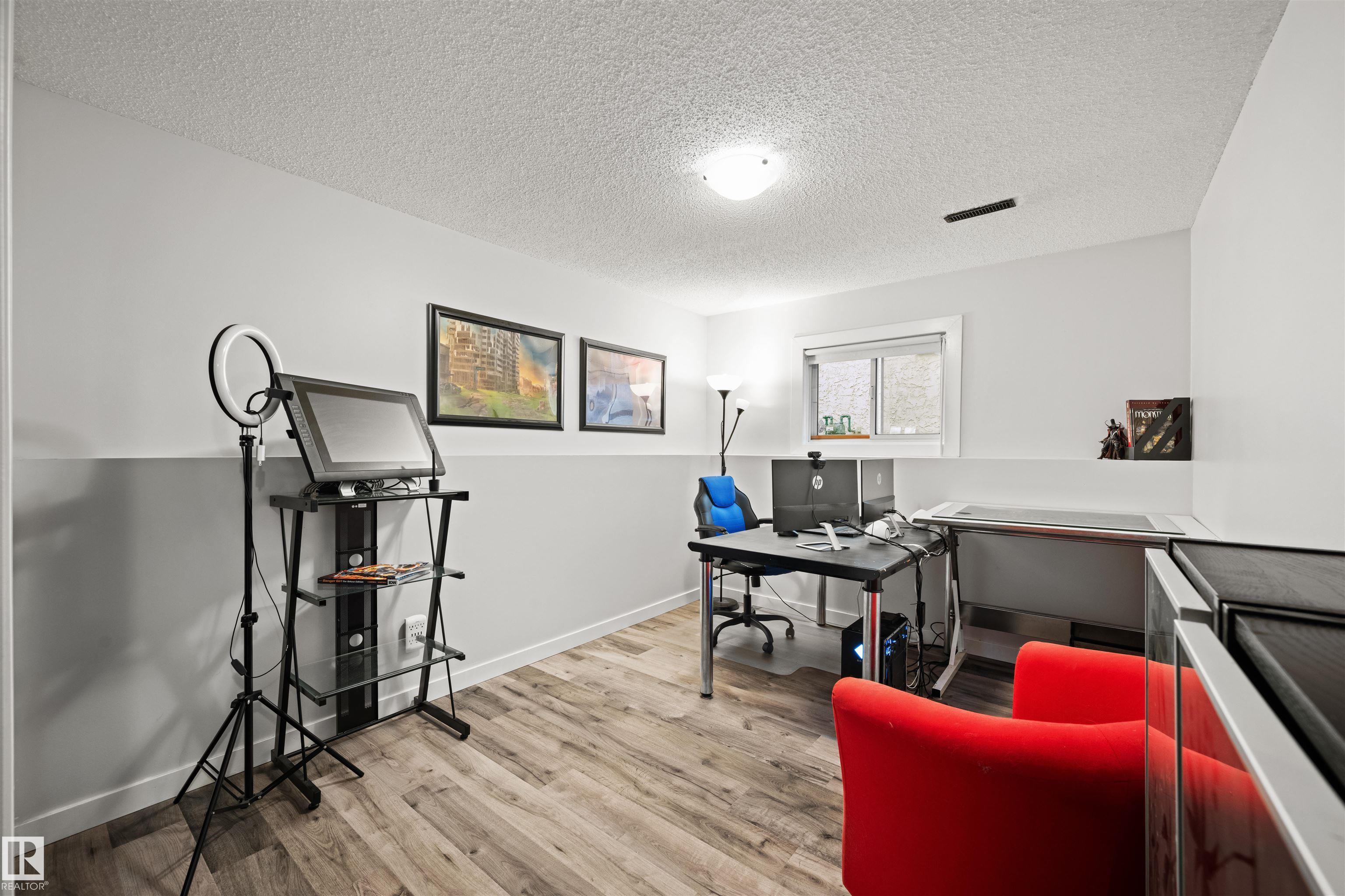 Photo 24 at 315 Buchanan Way NW, Bulyea Heights, Edmonton