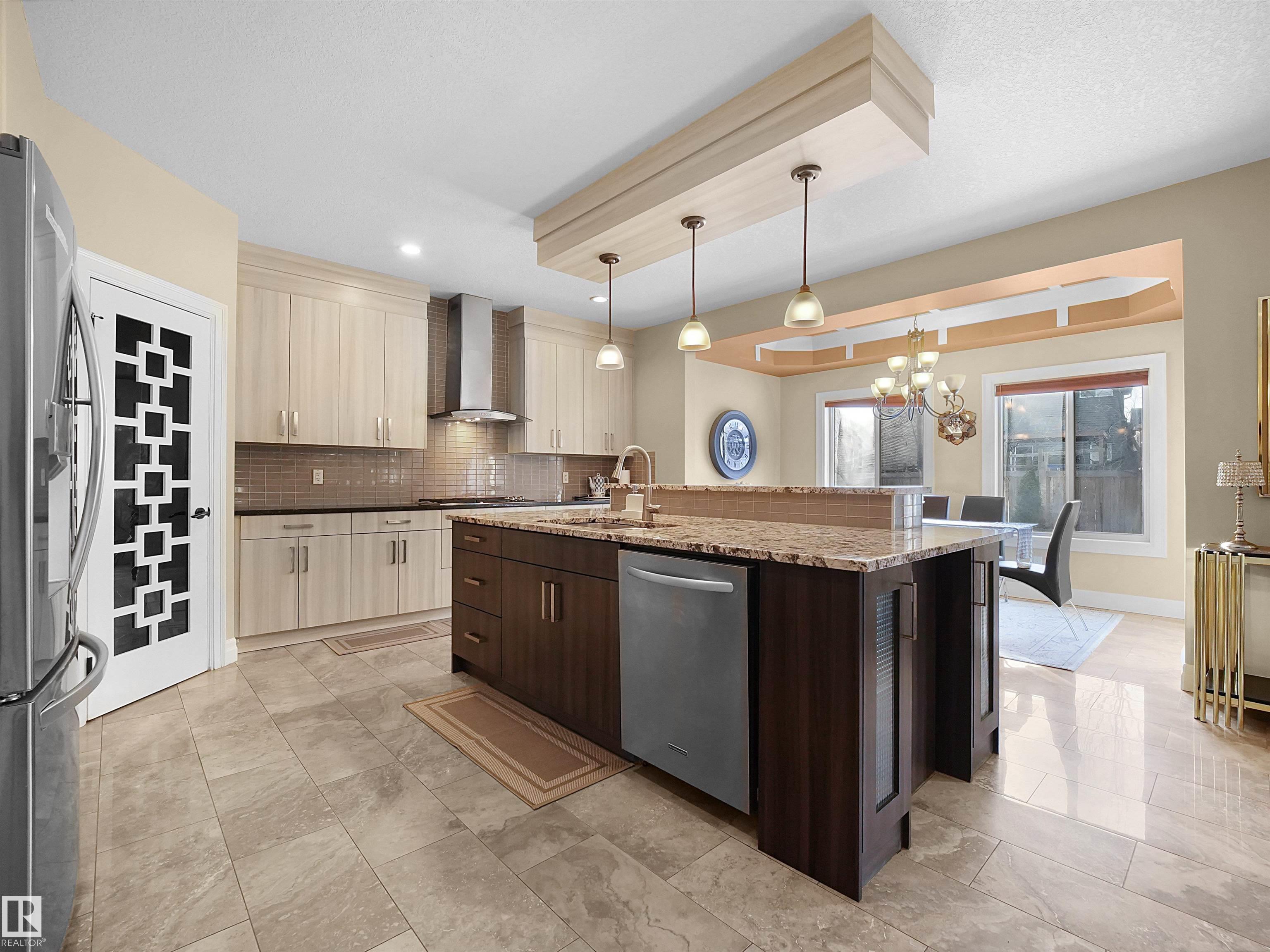 Photo 14 at 2019 Cameron Ravine Way NW, Cameron Heights, Edmonton