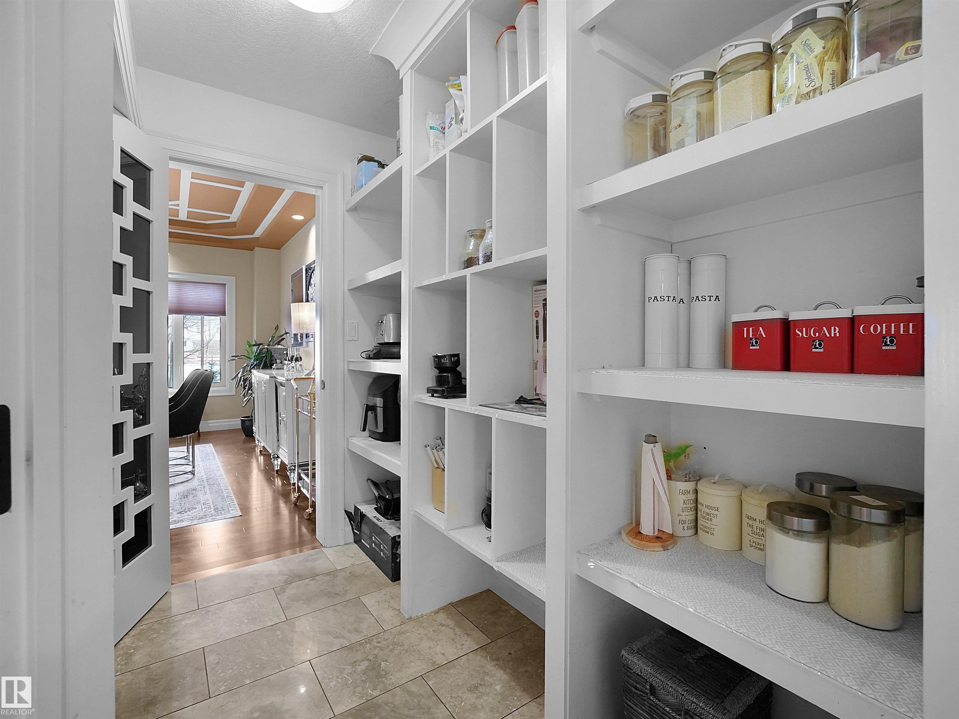 Photo 17 at 2019 Cameron Ravine Way NW, Cameron Heights, Edmonton