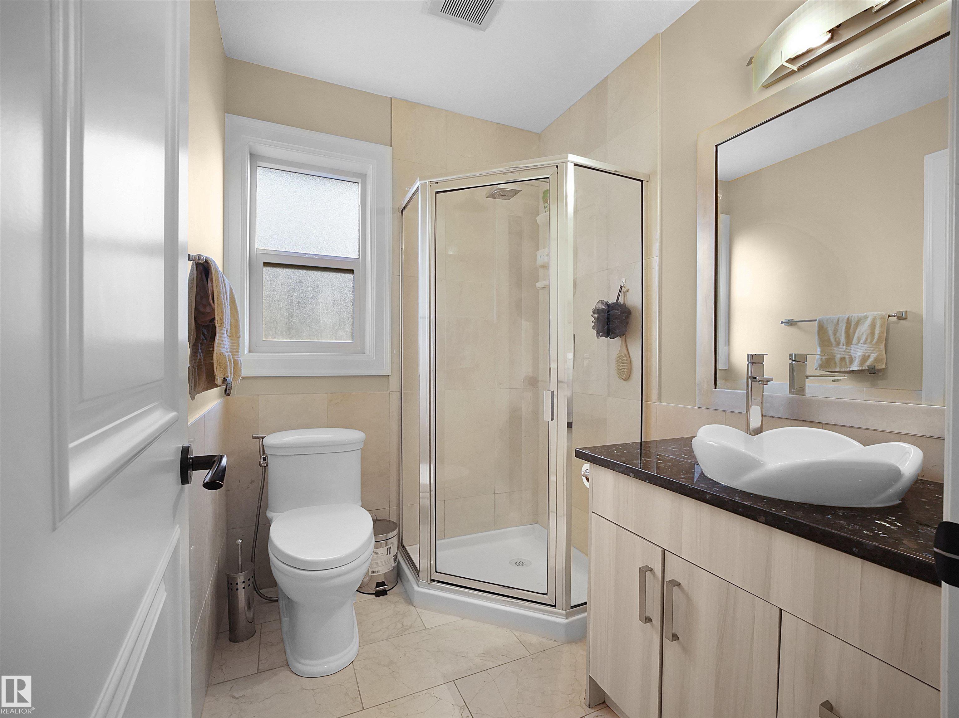 Photo 28 at 2019 Cameron Ravine Way NW, Cameron Heights, Edmonton