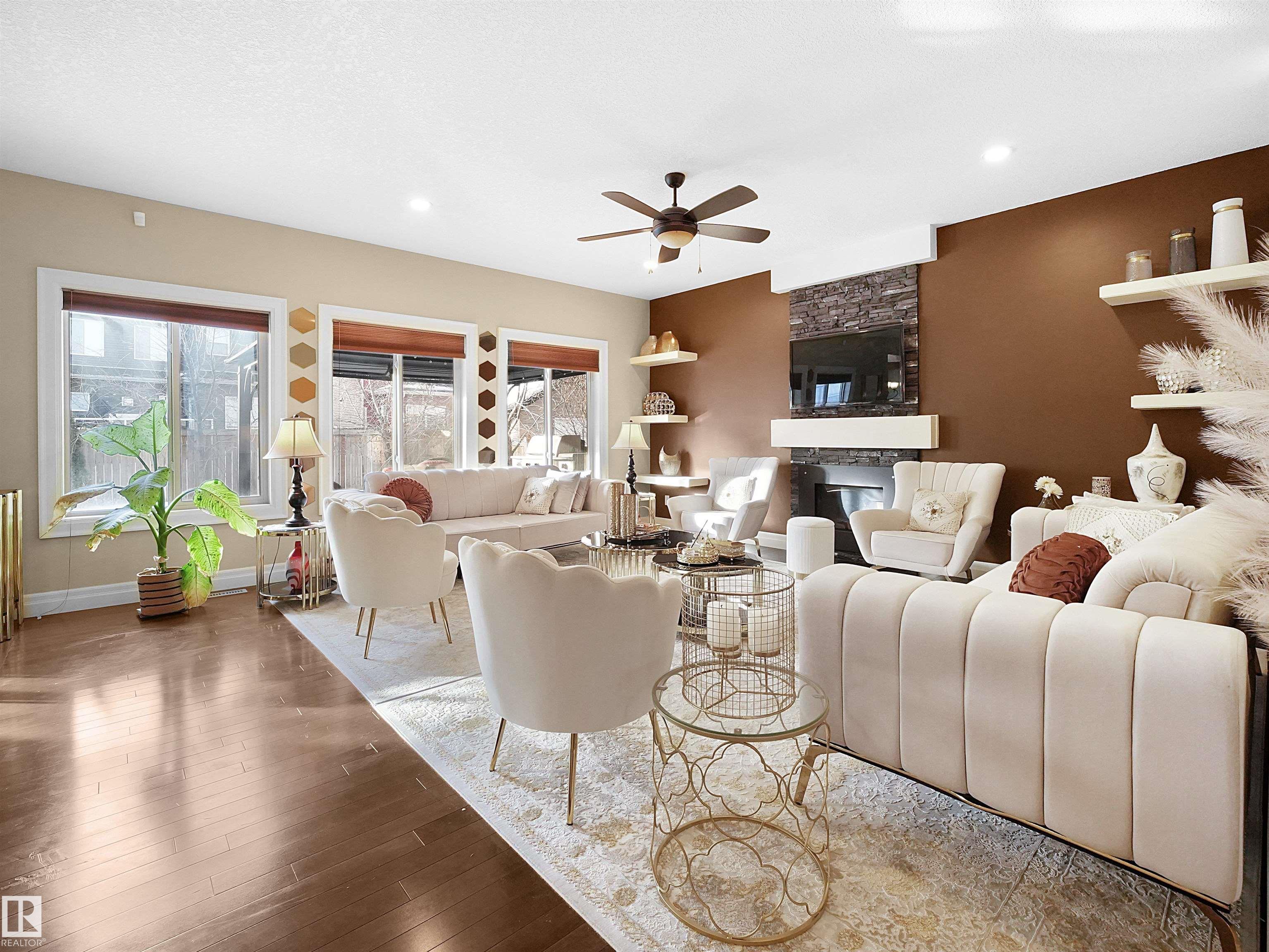 Photo 10 at 2019 Cameron Ravine Way NW, Cameron Heights, Edmonton