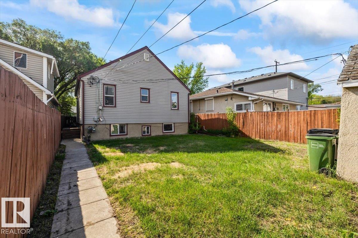 Photo 30 at 11241 84 Street NW, Parkdale, Edmonton