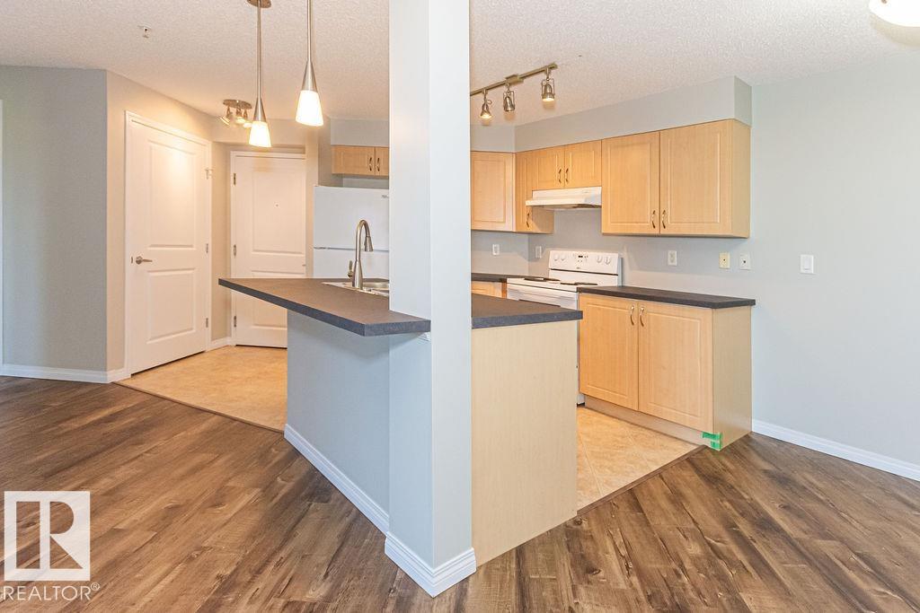 Photo 8 at 311 - 11453 Ellerslie Road SW, Rutherford, Edmonton