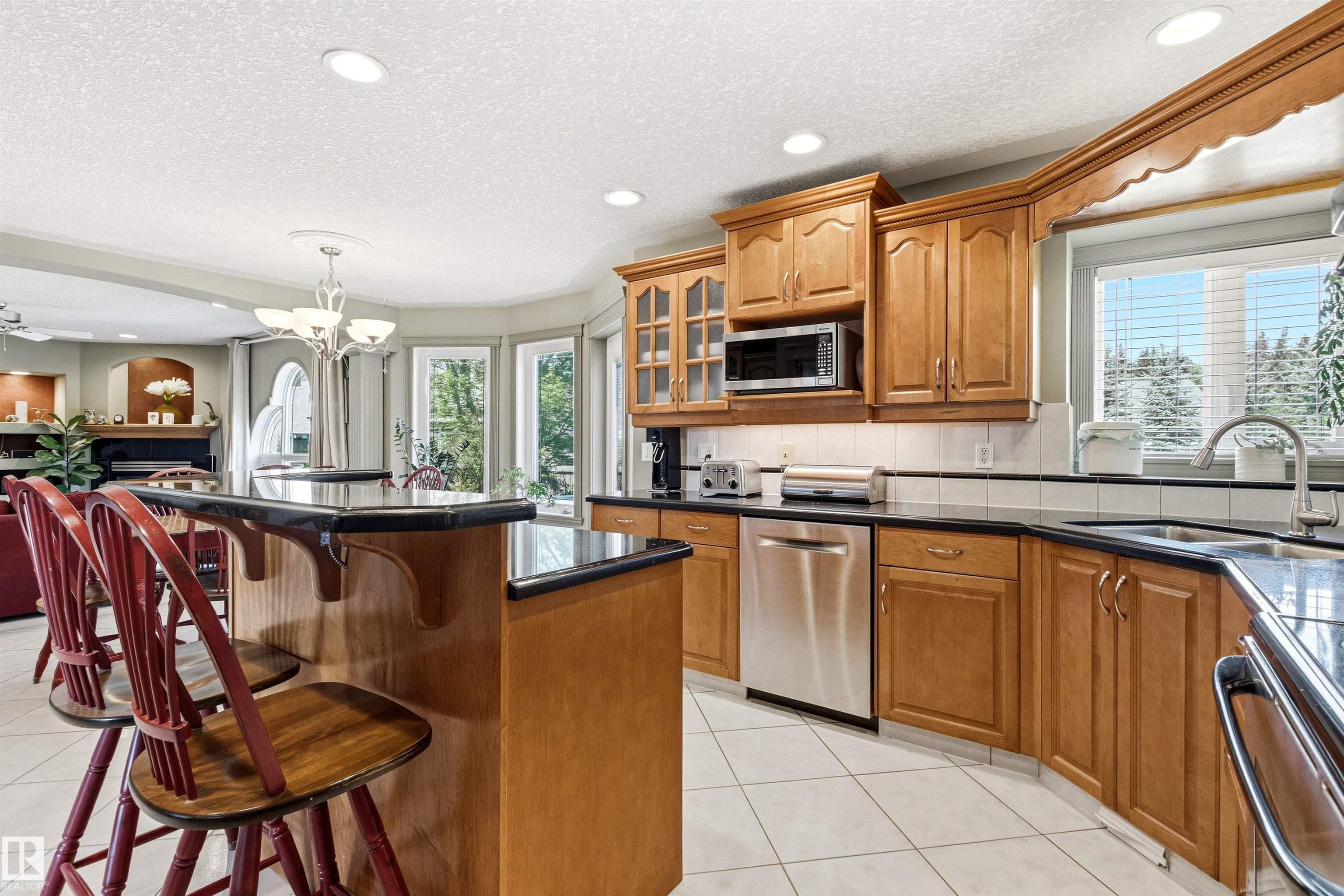 Photo 11 at 703 107a Street SW, Richford, Edmonton