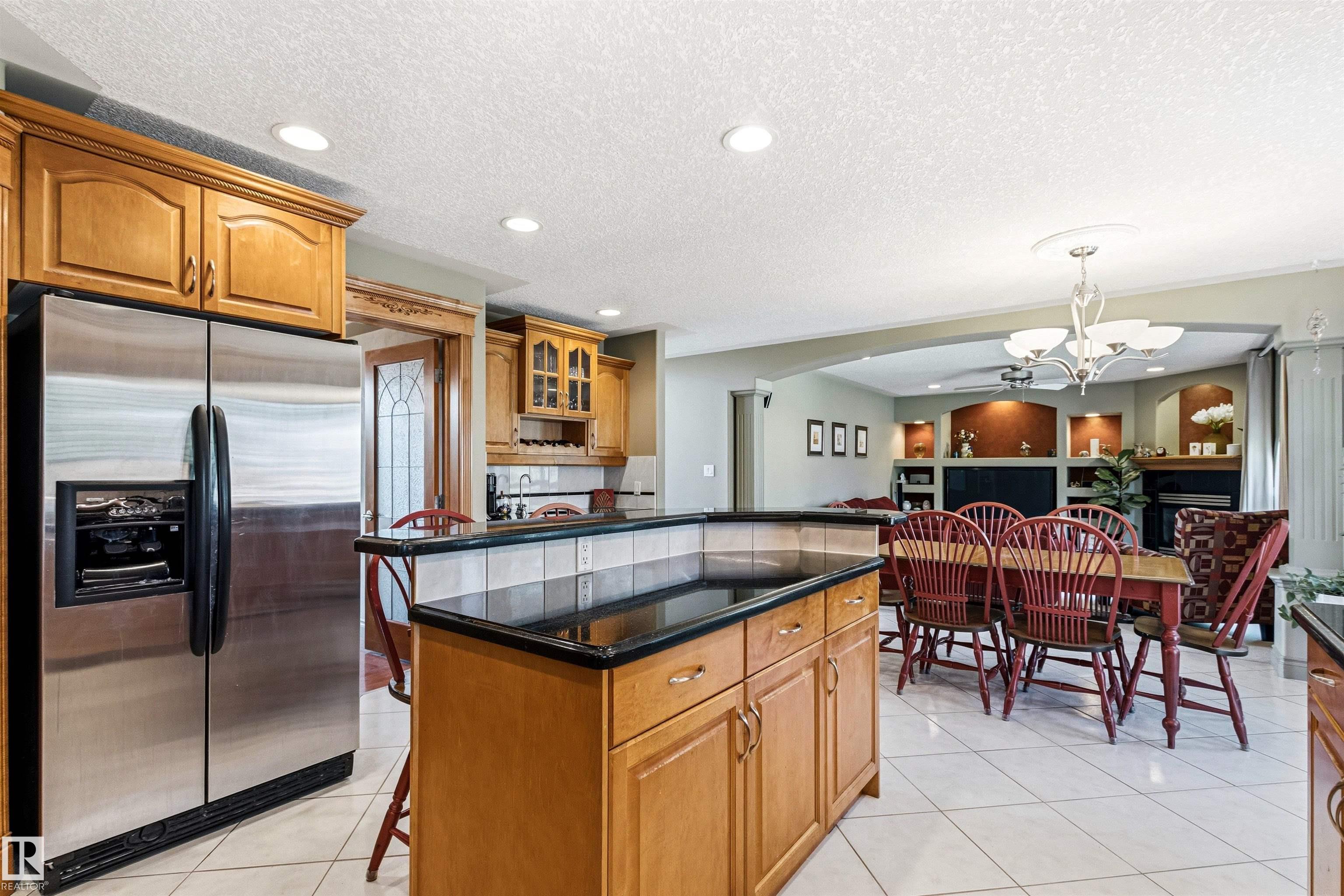 Photo 13 at 703 107a Street SW, Richford, Edmonton