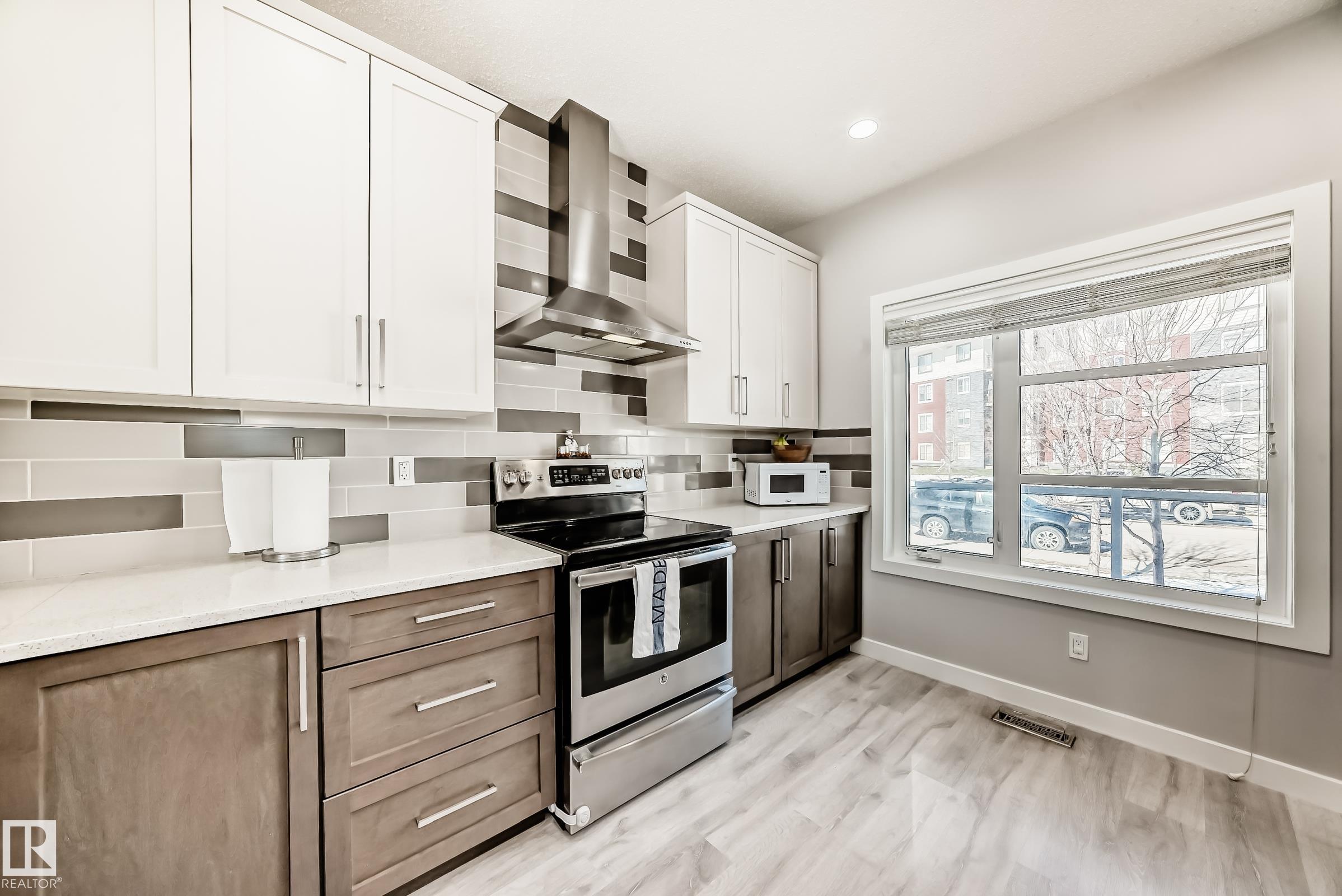 Photo 9 at 18127 77 Street NW, Crystallina Nera West, Edmonton