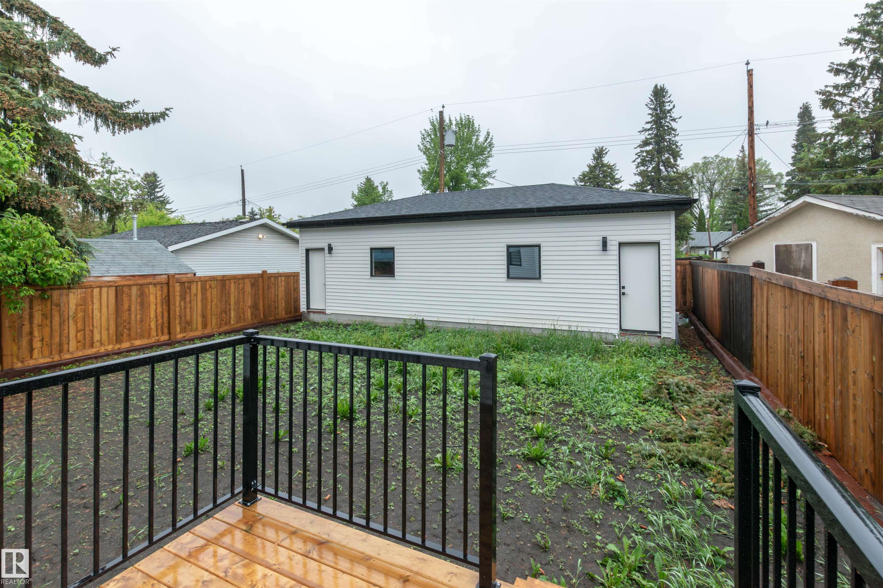Photo 36 at 10946 62 Avenue NW, Parkallen, Edmonton