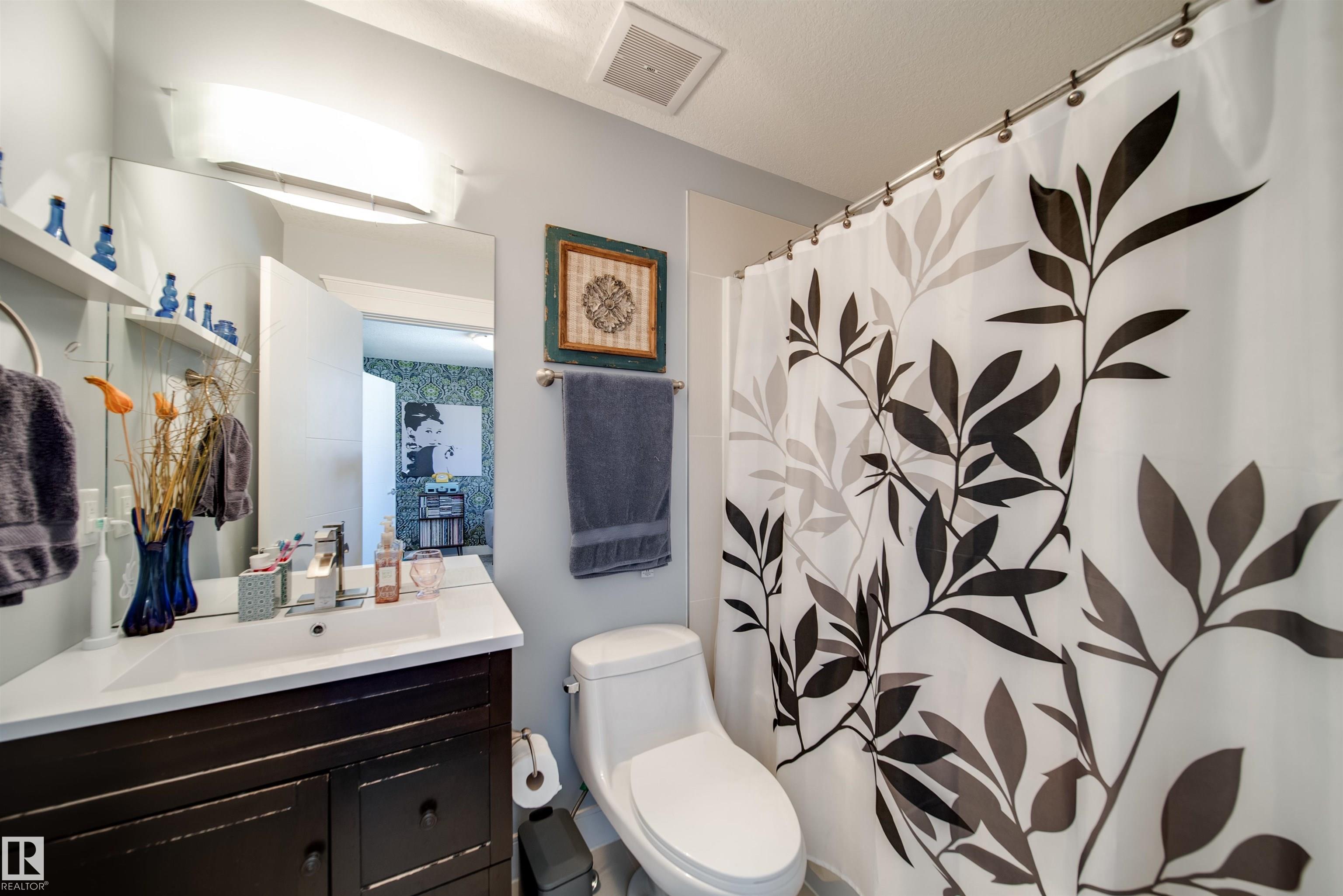 Photo 18 at 12428 113 Avenue NW, Inglewood, Edmonton