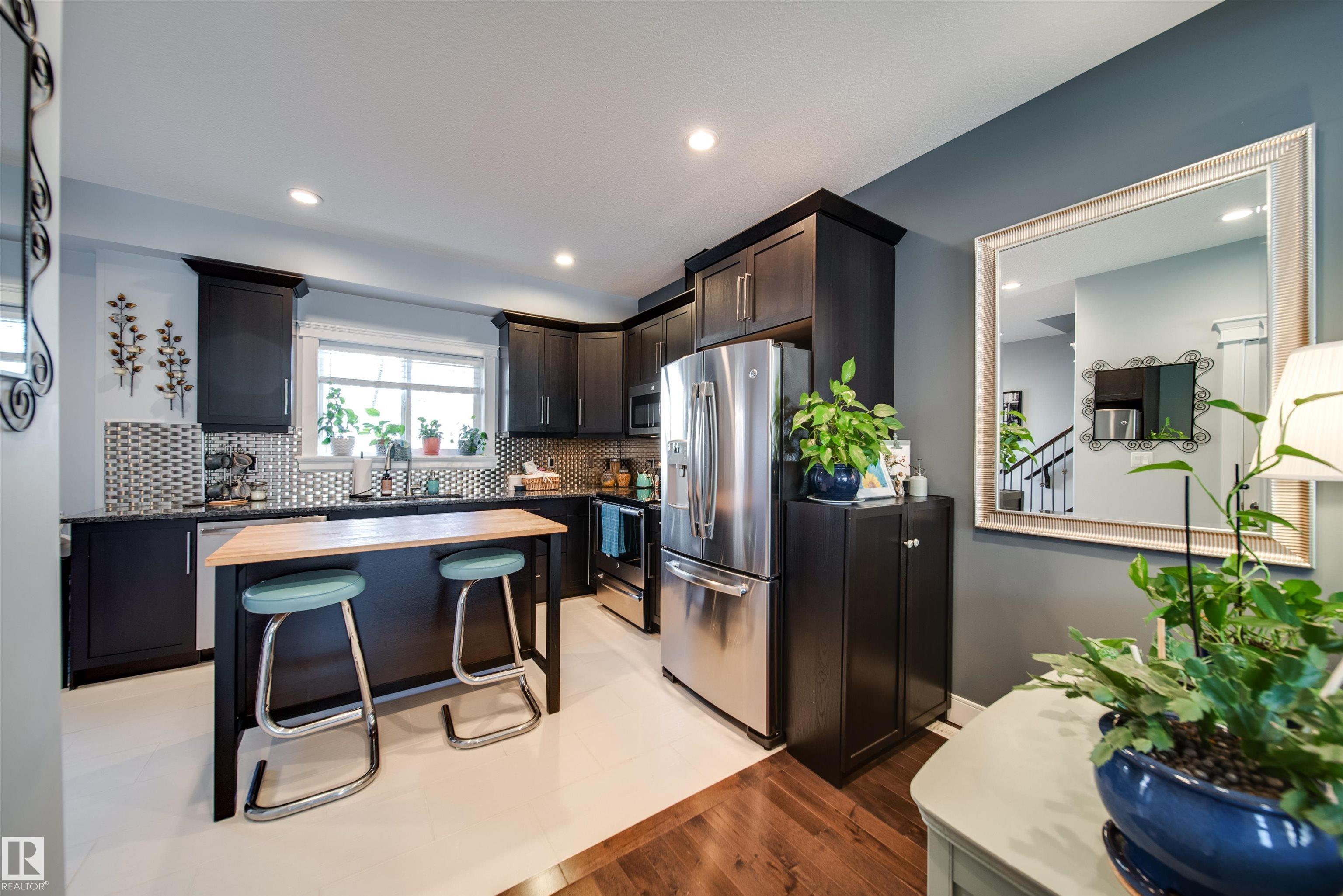 Photo 8 at 12428 113 Avenue NW, Inglewood, Edmonton