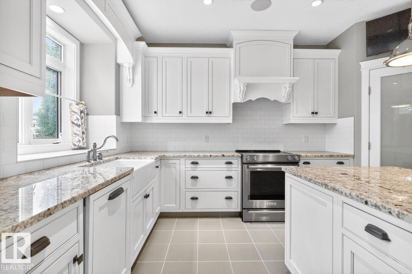 5016 213 Street NW, The Hamptons, Edmonton