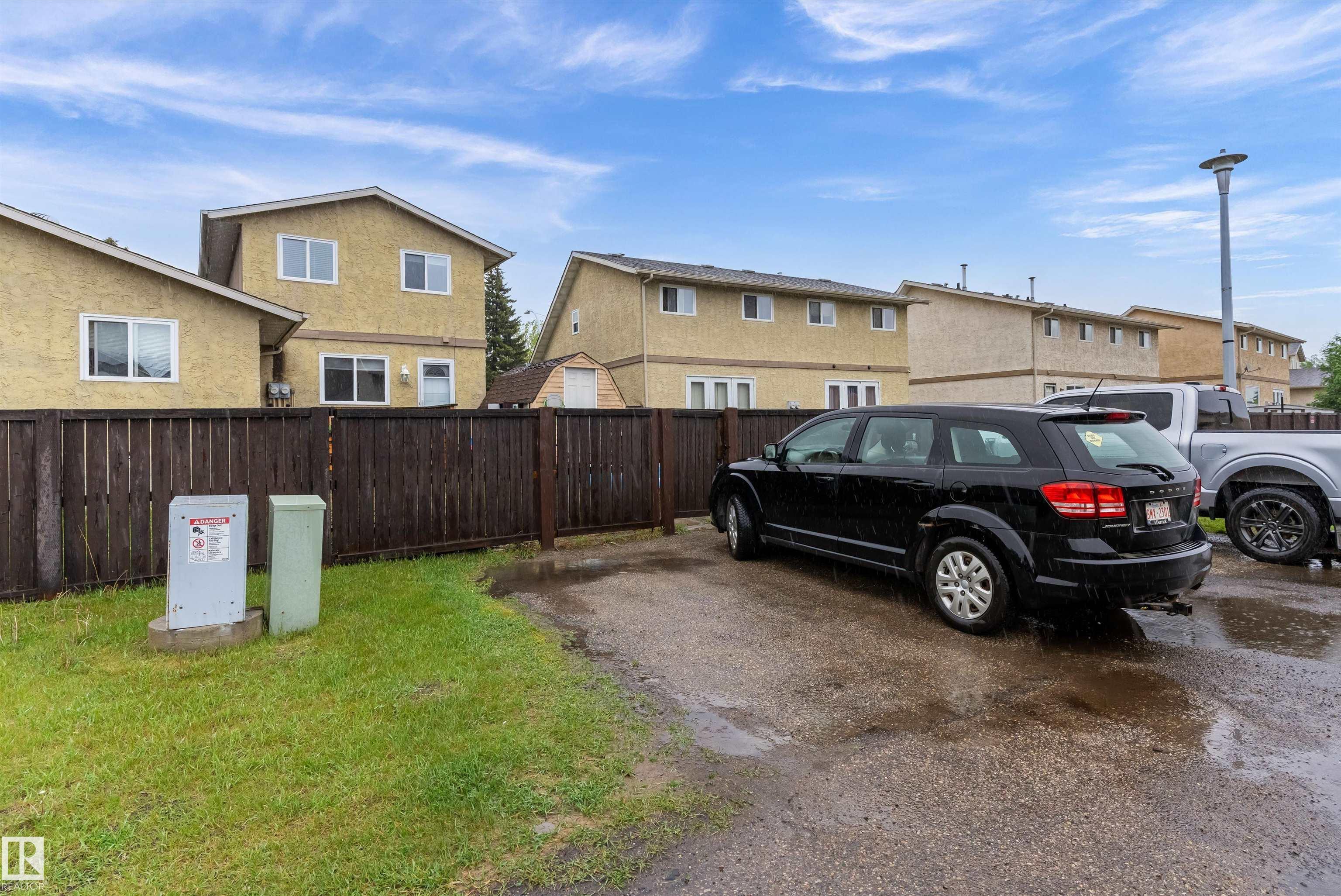 Photo 32 at 18045 96 Avenue NW, La Perle, Edmonton
