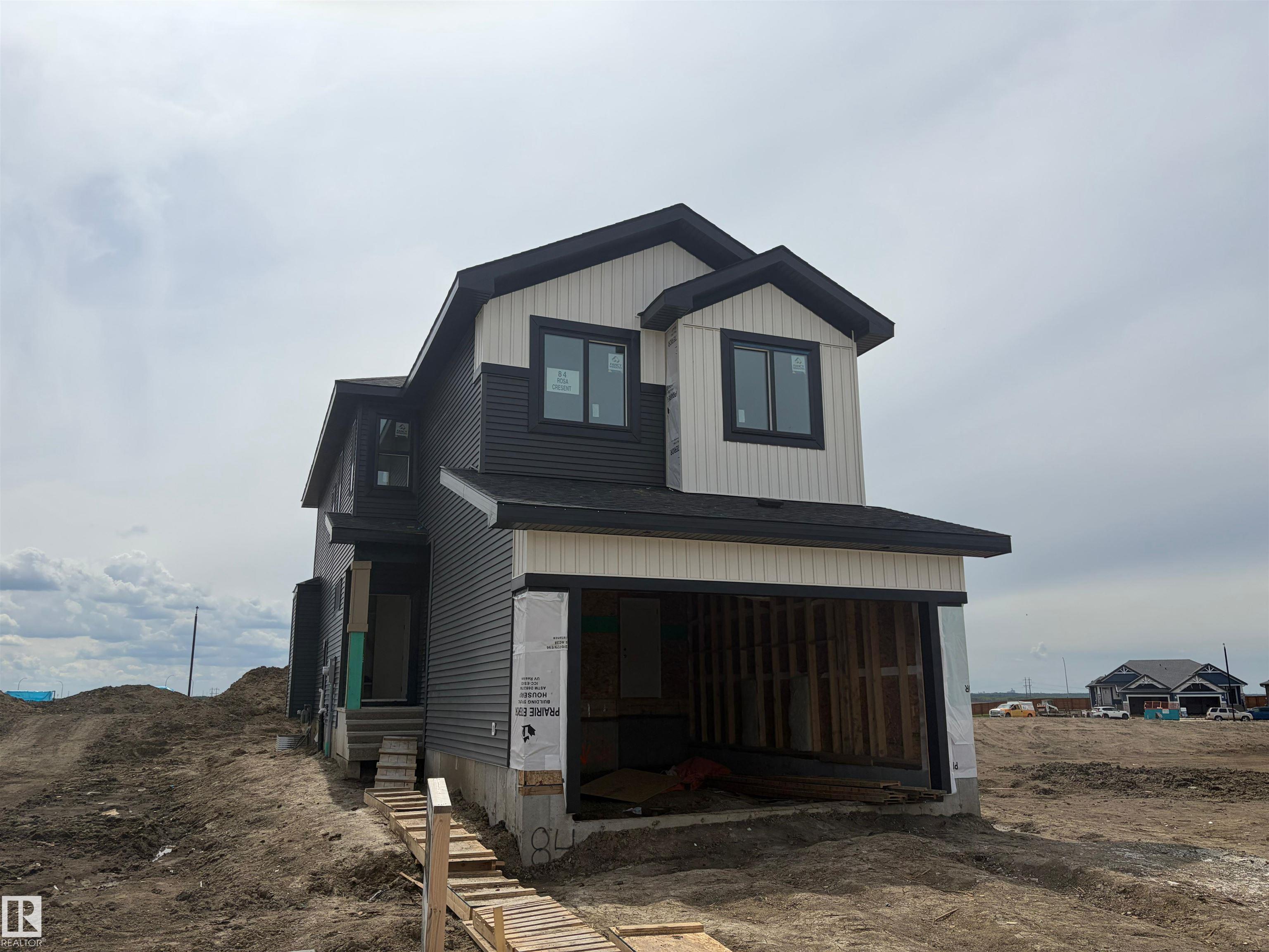 84 Rosa Crescent, Riverside, St. Albert