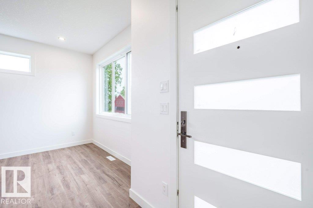 5211 104a Street S NW, Pleasantview, Edmonton