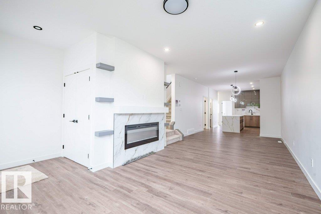 Photo 9 at 5211 104a Street S NW, Pleasantview, Edmonton