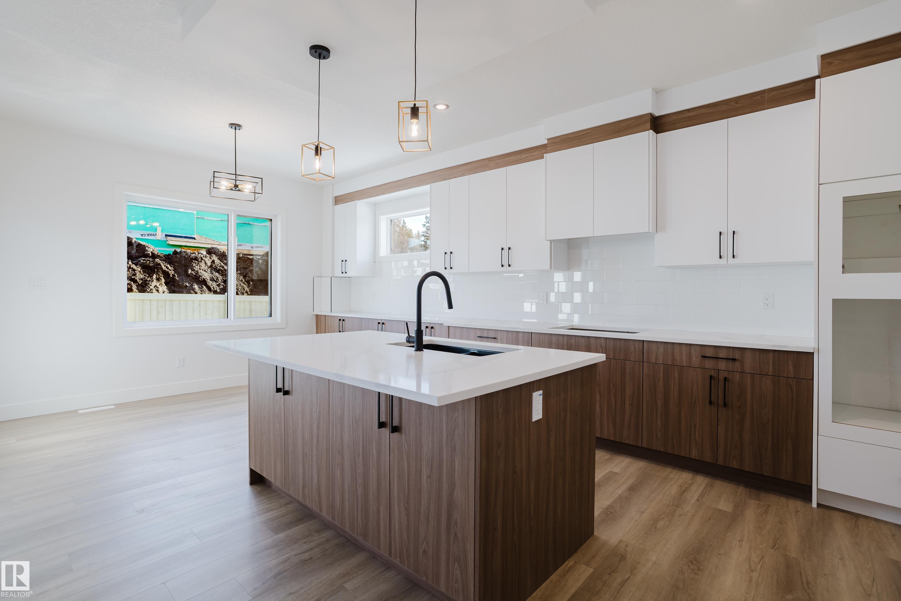Photo 13 at 52 Meadowgrove Landing, McLaughlin, Spruce Grove
