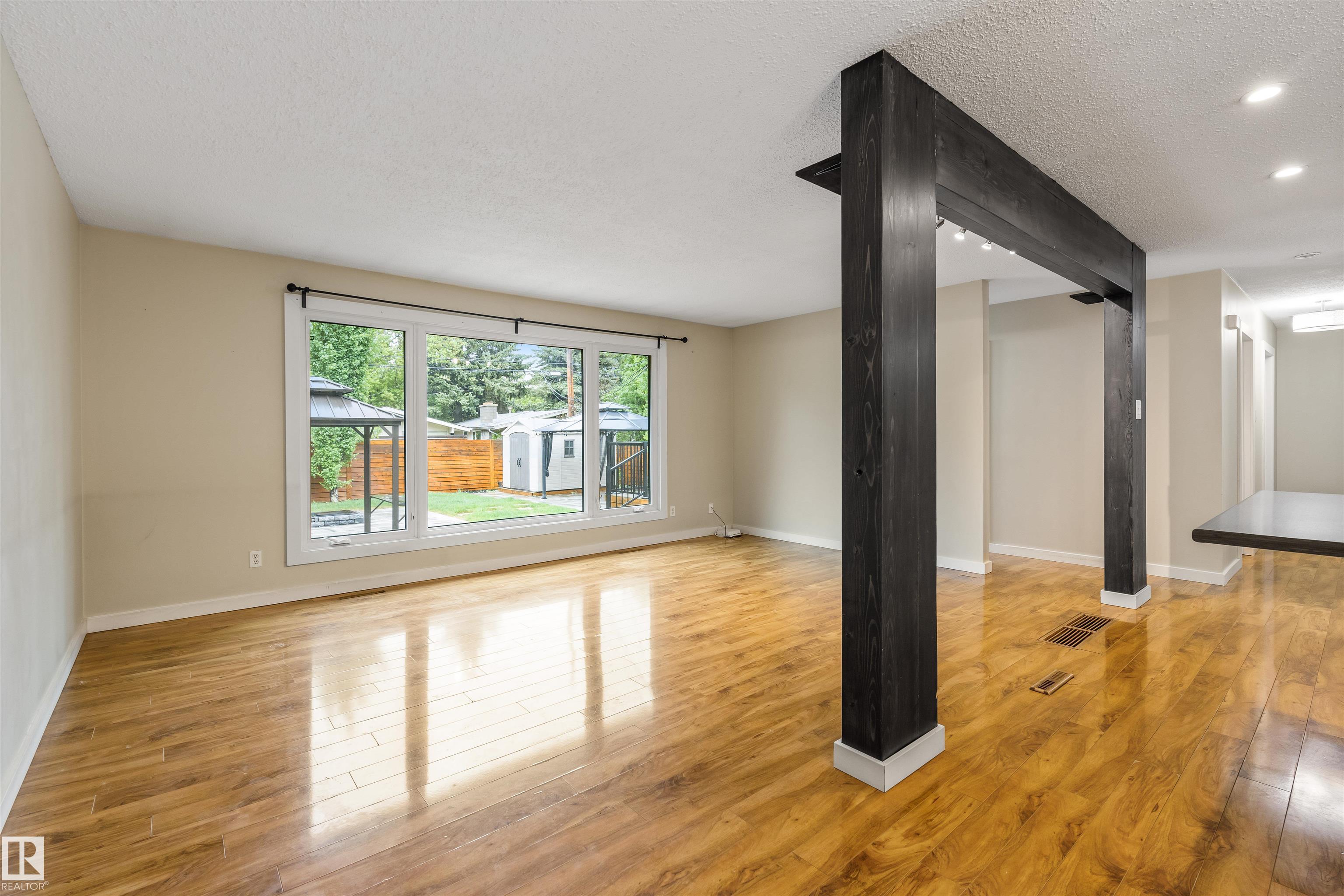 Photo 11 at 19 Greenwich Crescent, Grandin, St. Albert