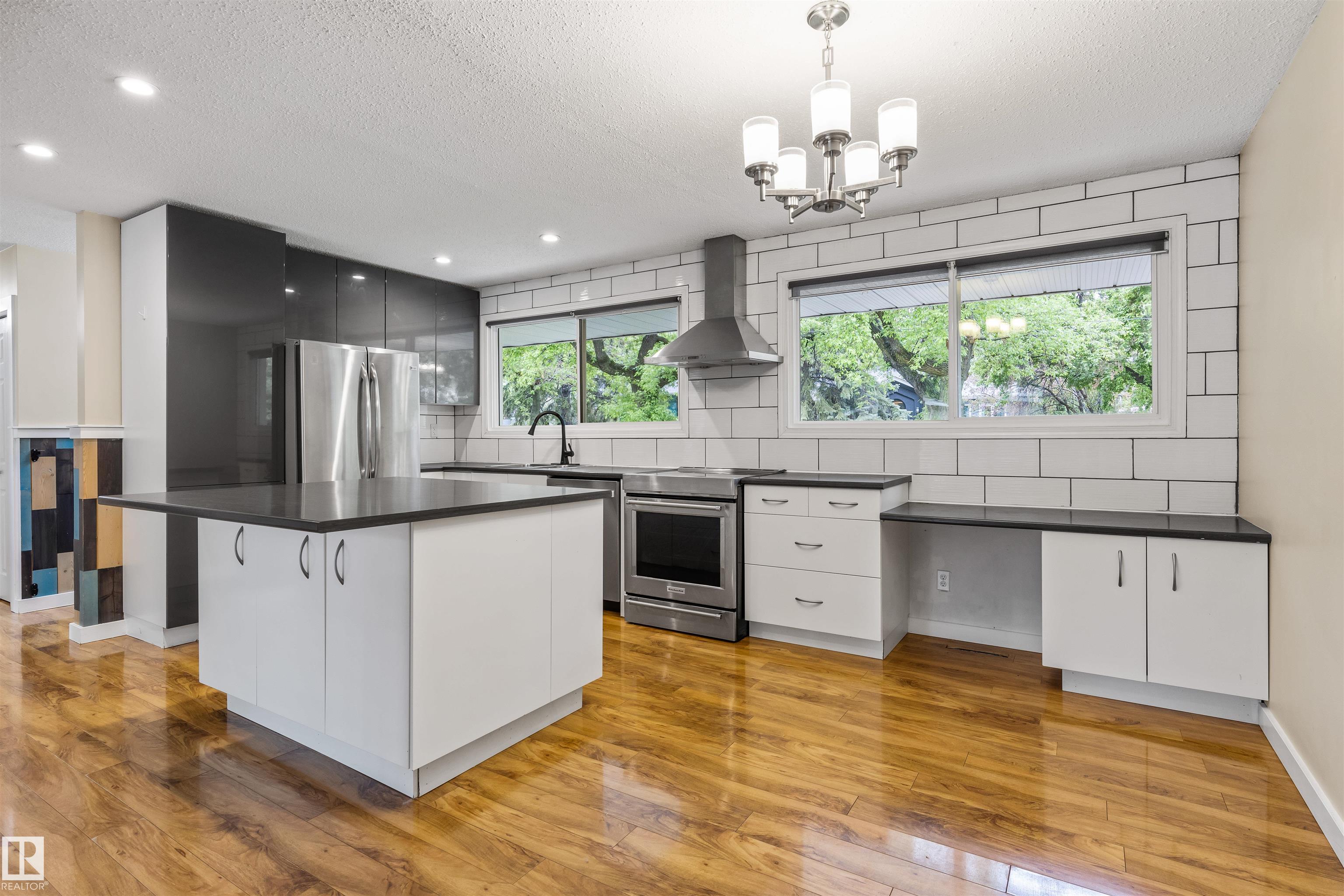Photo 12 at 19 Greenwich Crescent, Grandin, St. Albert