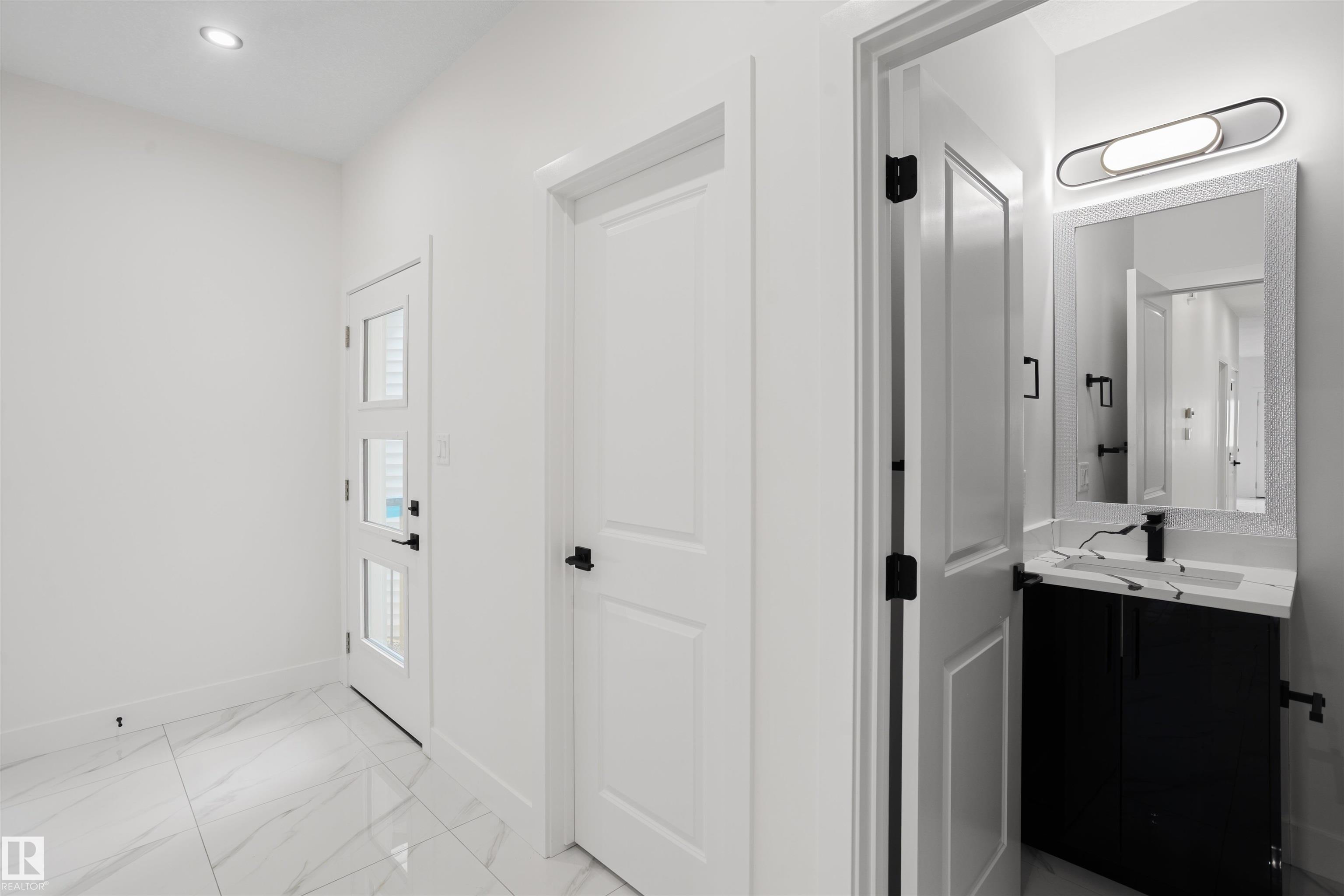 Picture for 3036 8 AV SW