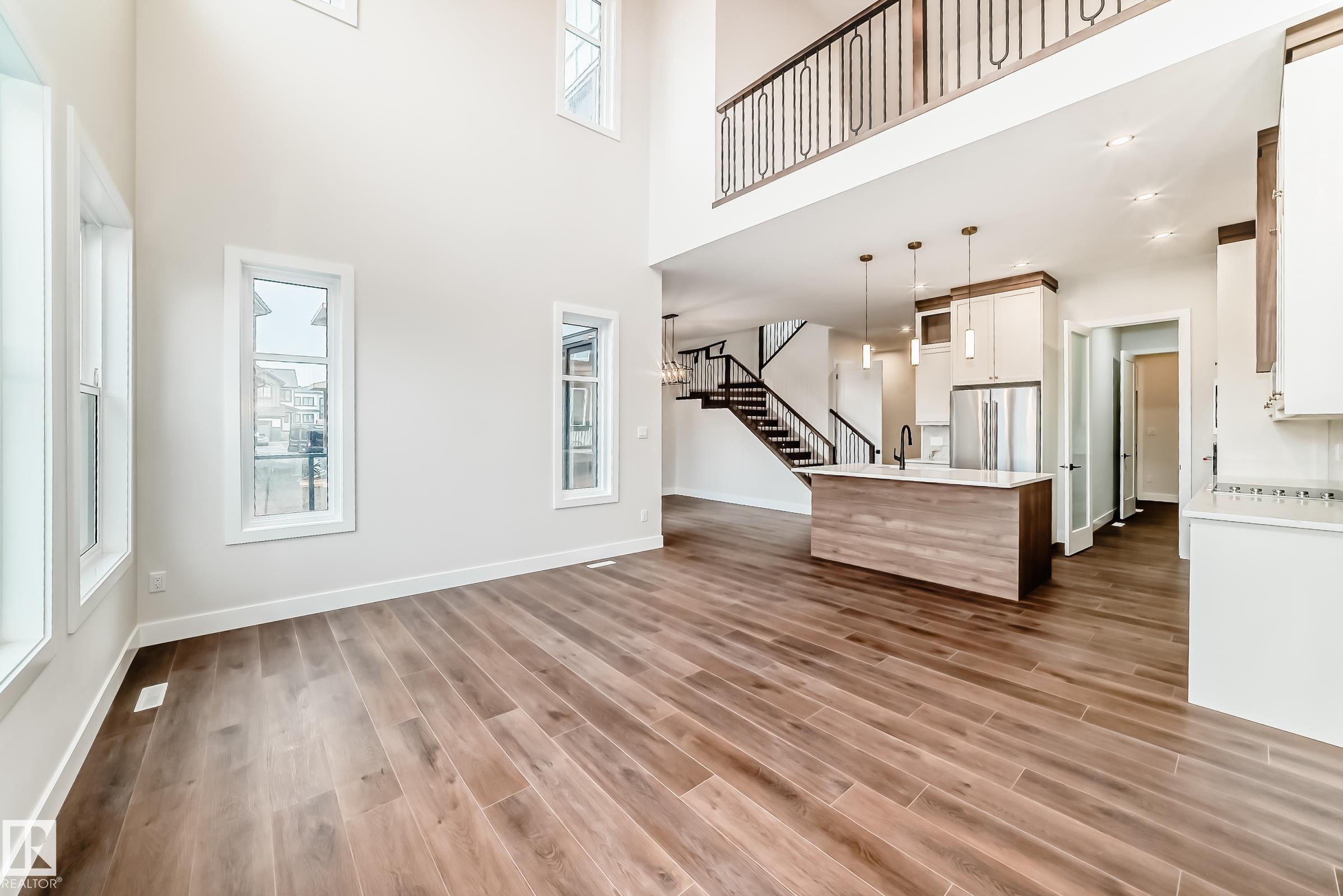 Photo 12 at 7663 Kimiwan Crescent SW, Keswick, Edmonton