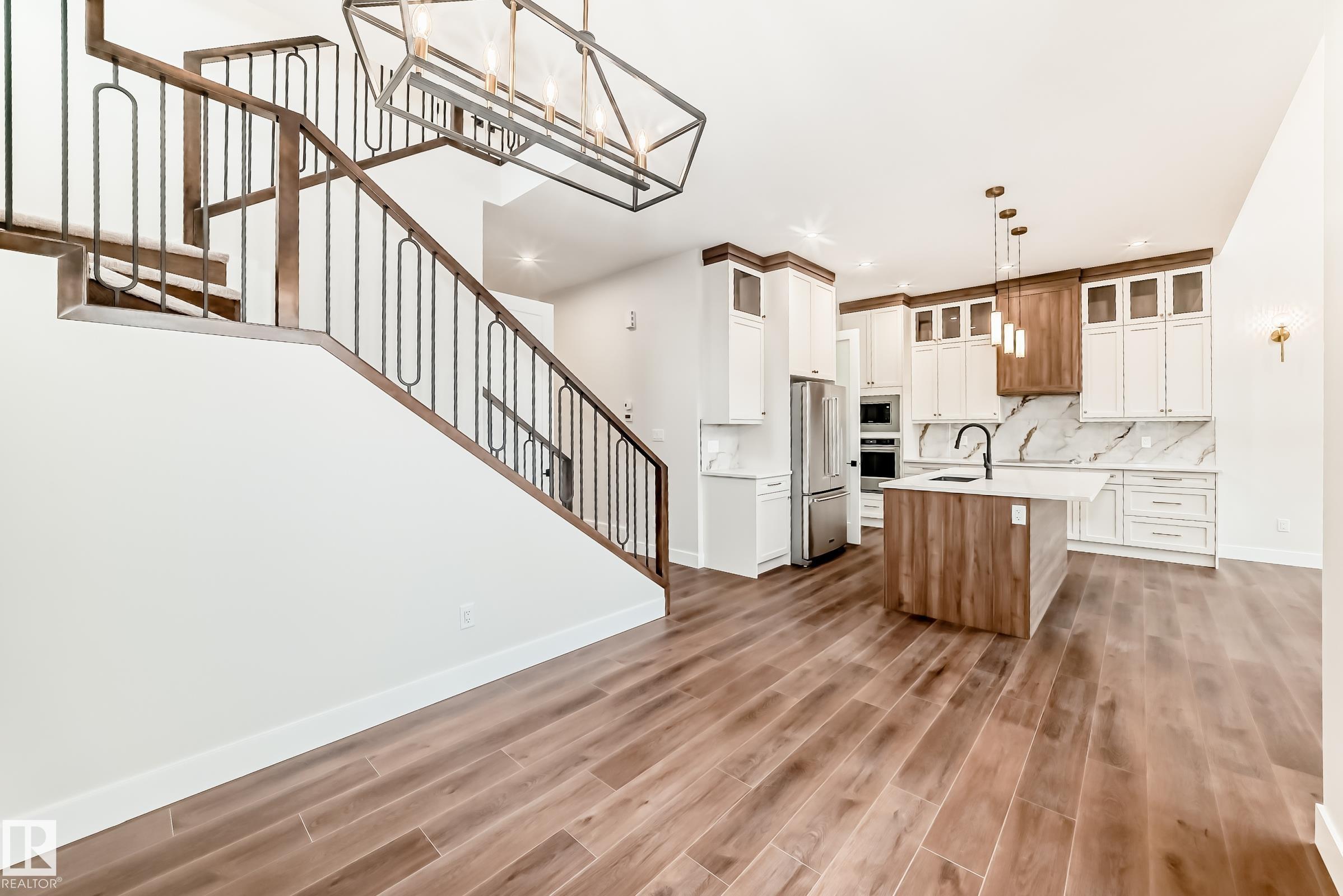 Photo 15 at 7663 Kimiwan Crescent SW, Keswick, Edmonton
