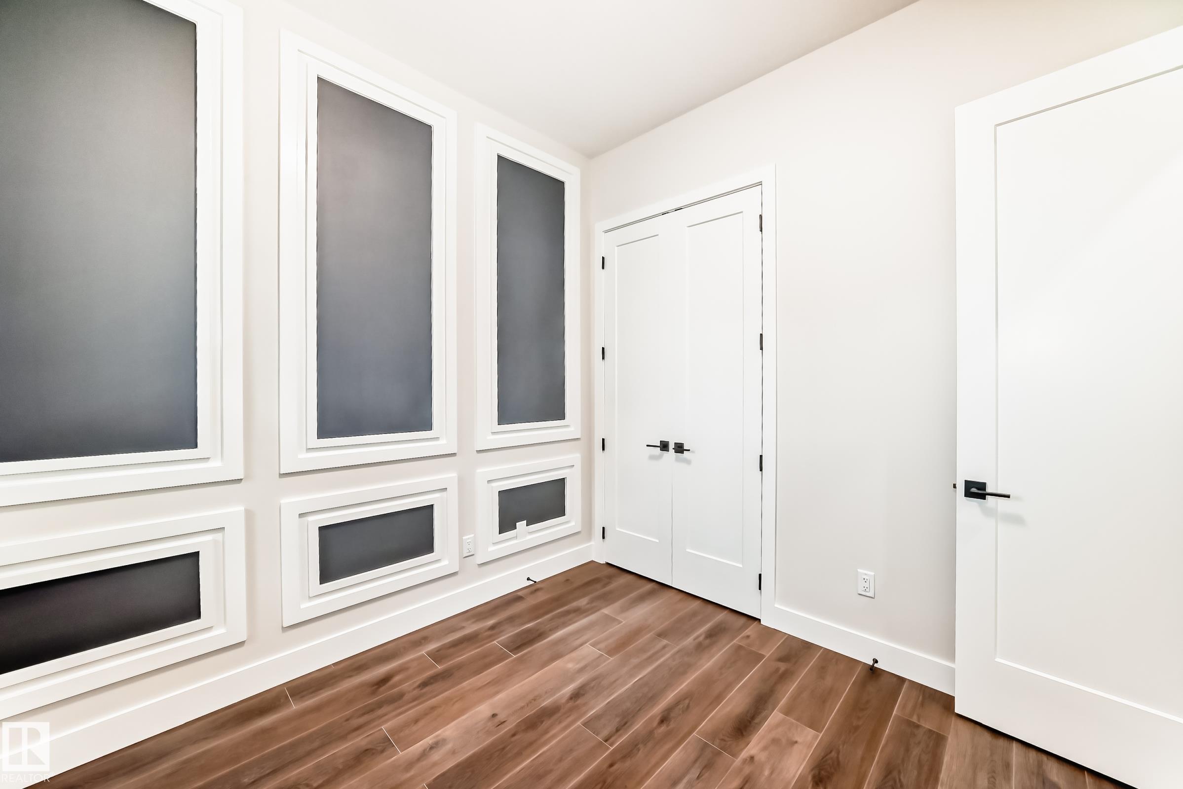 Photo 16 at 7663 Kimiwan Crescent SW, Keswick, Edmonton