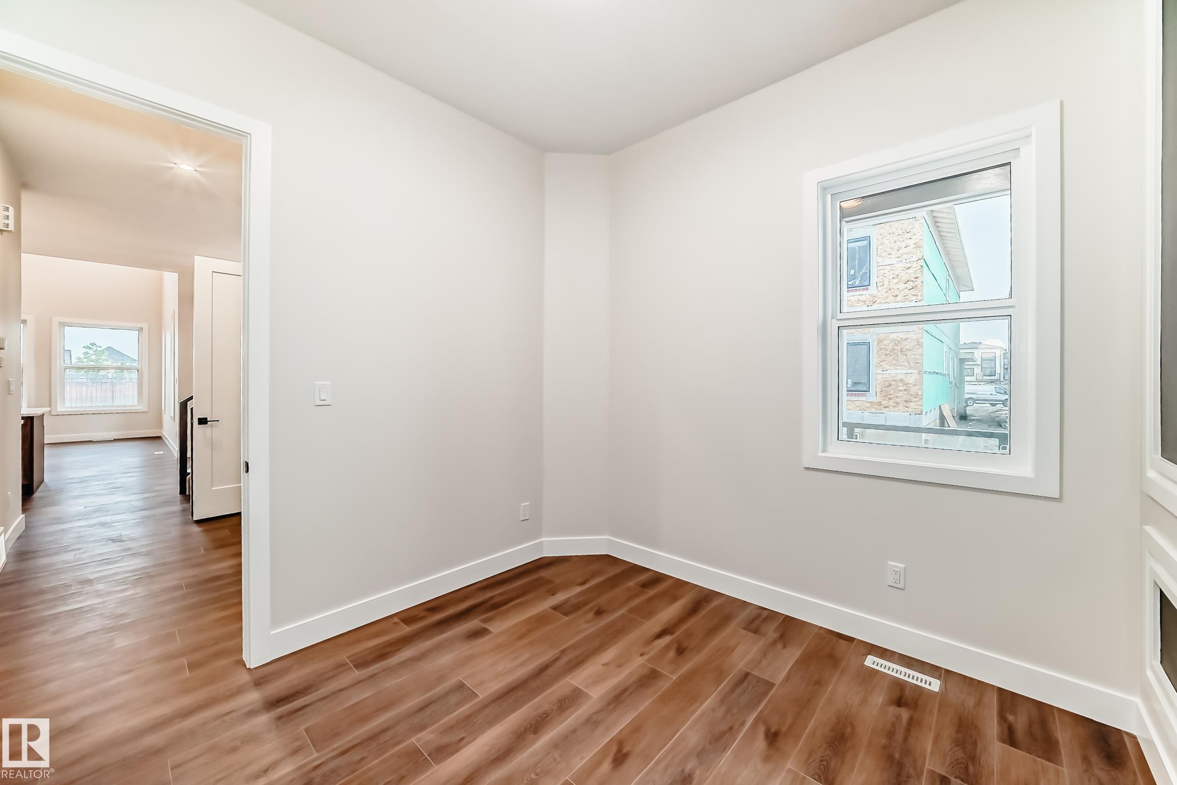 Photo 18 at 7663 Kimiwan Crescent SW, Keswick, Edmonton