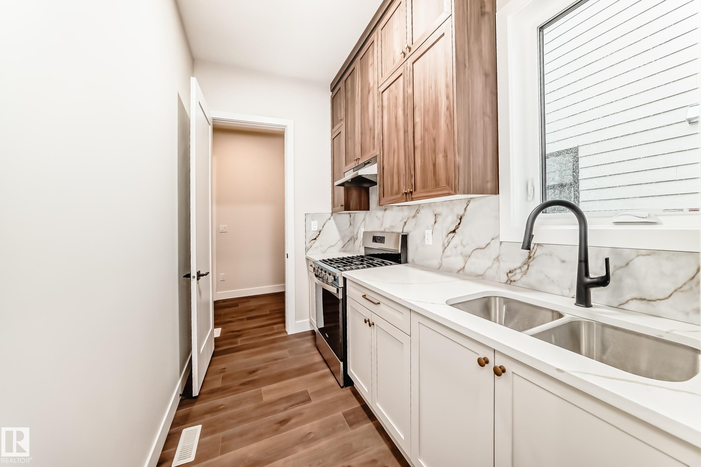 Photo 20 at 7663 Kimiwan Crescent SW, Keswick, Edmonton